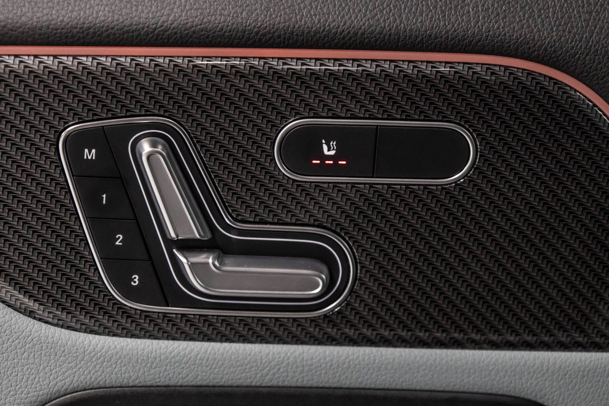 Mercedes-Benz GLA250  2025