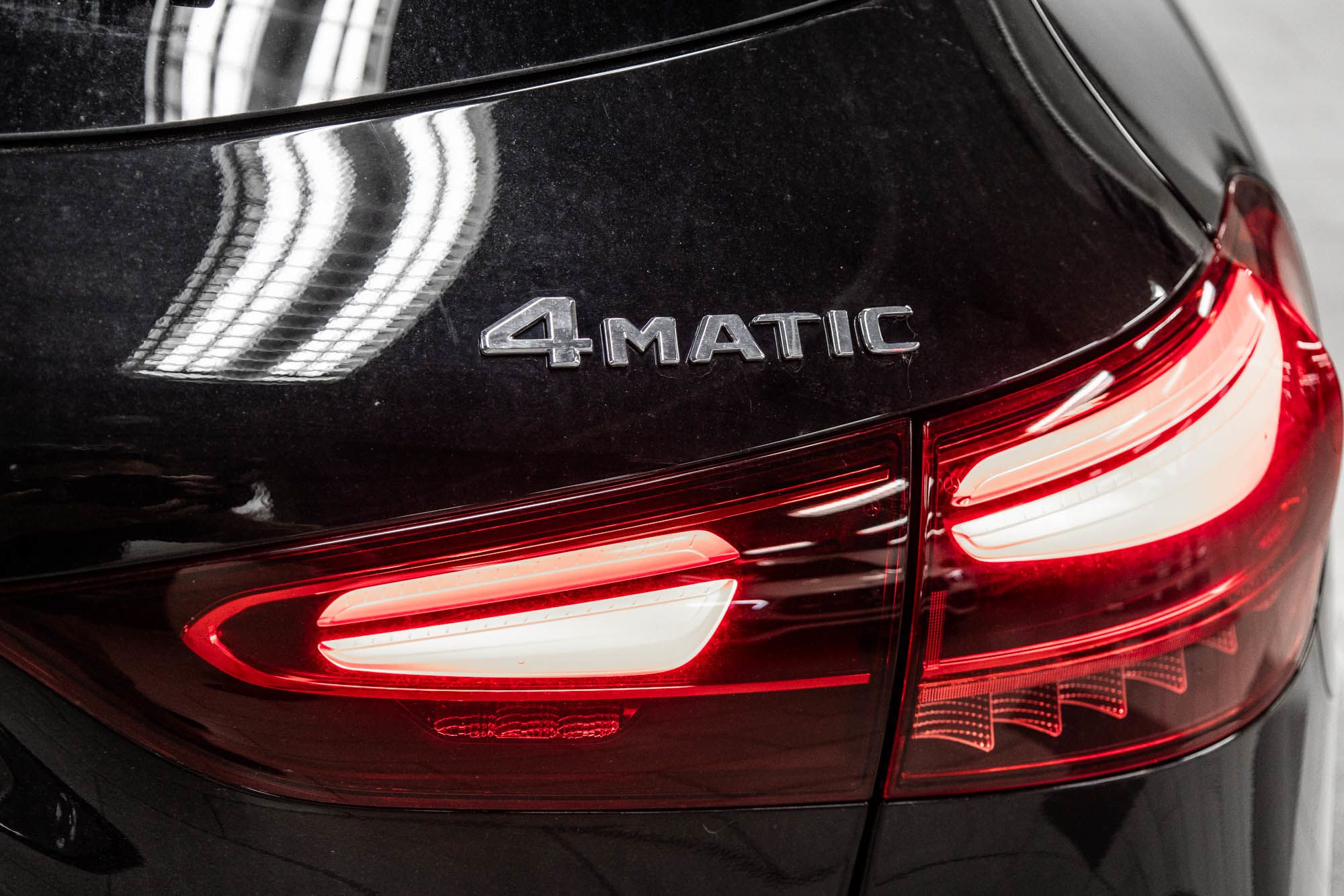 Mercedes-Benz GLA250  2025