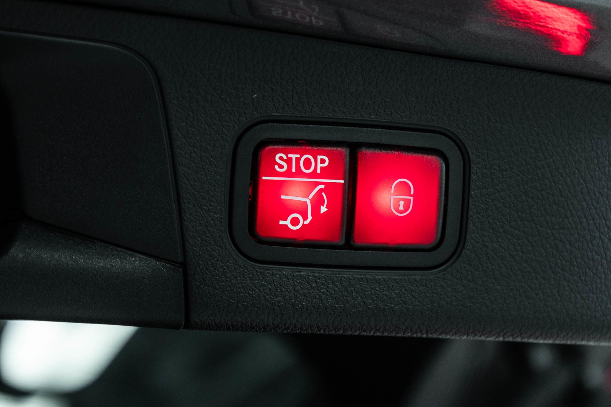 Mercedes-Benz GLA250  2025