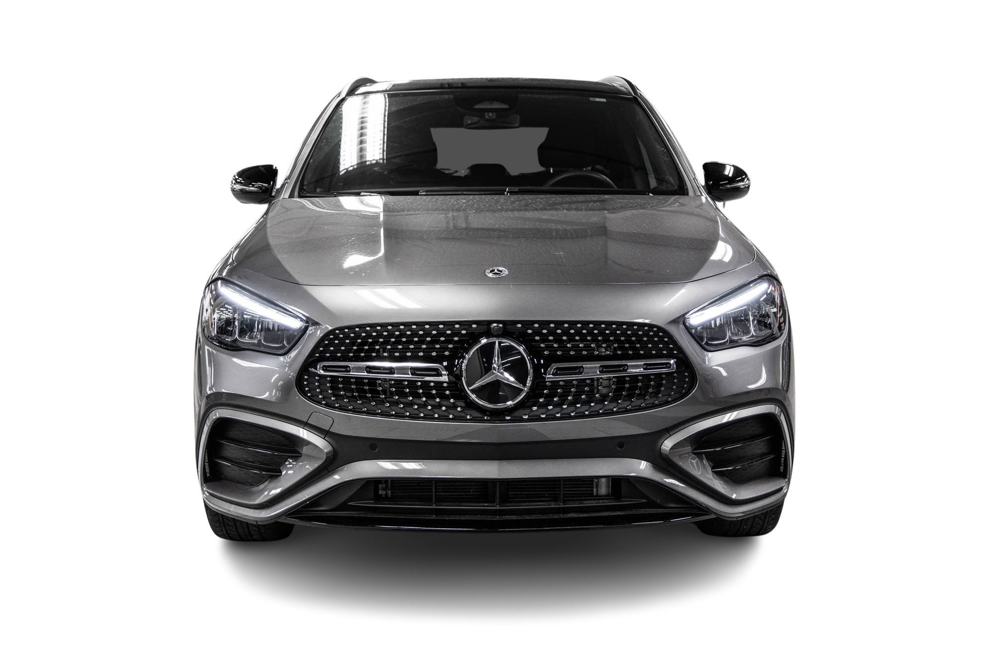 Mercedes-Benz GLA250  2025
