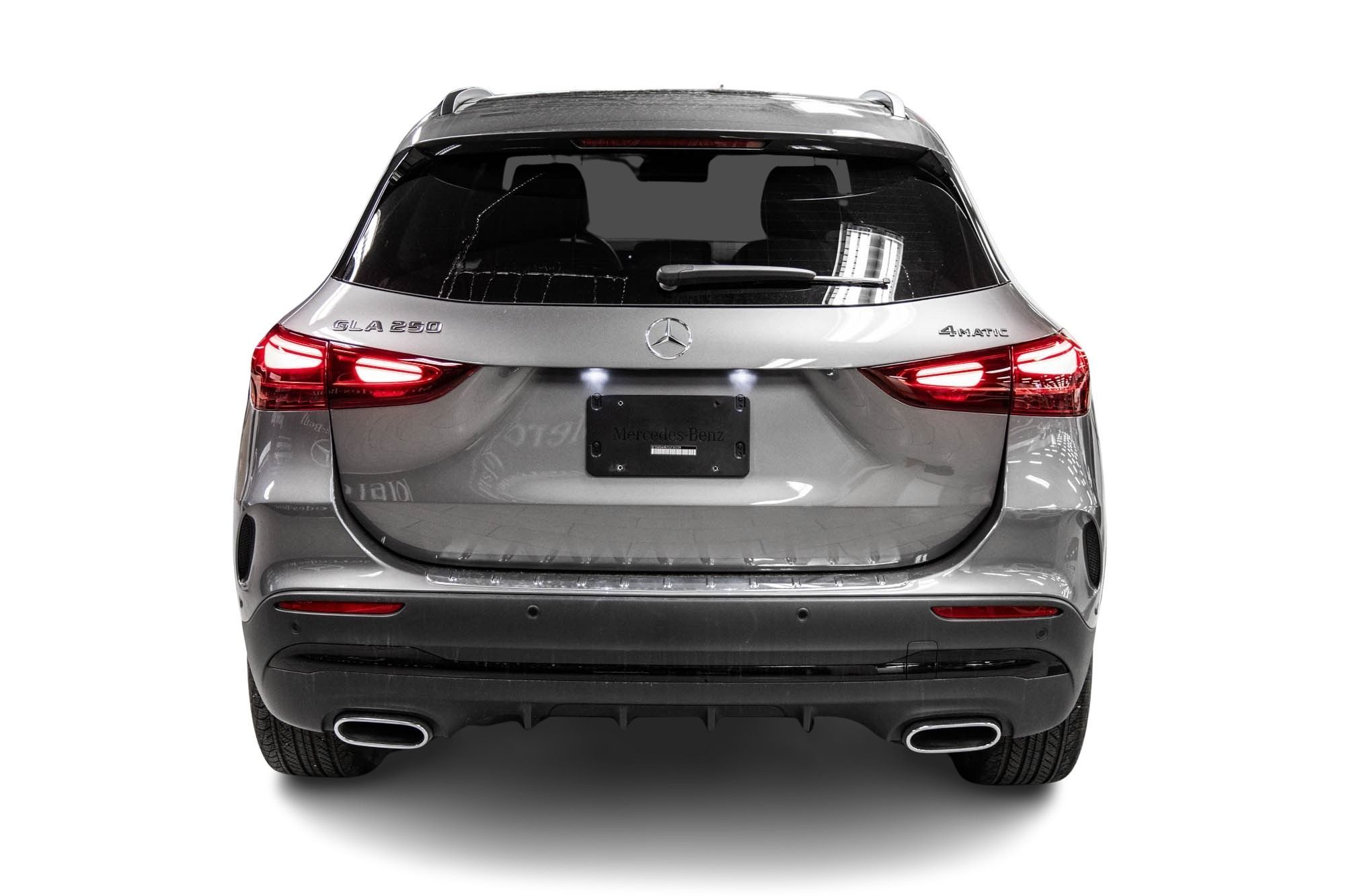 Mercedes-Benz GLA250  2025