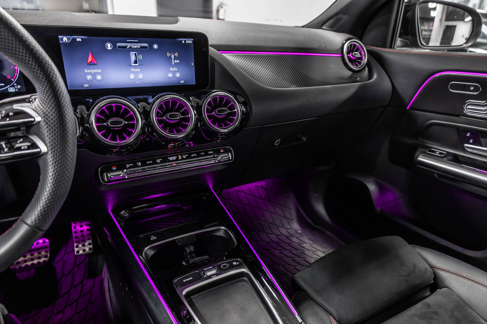 Mercedes-Benz GLA250  2025