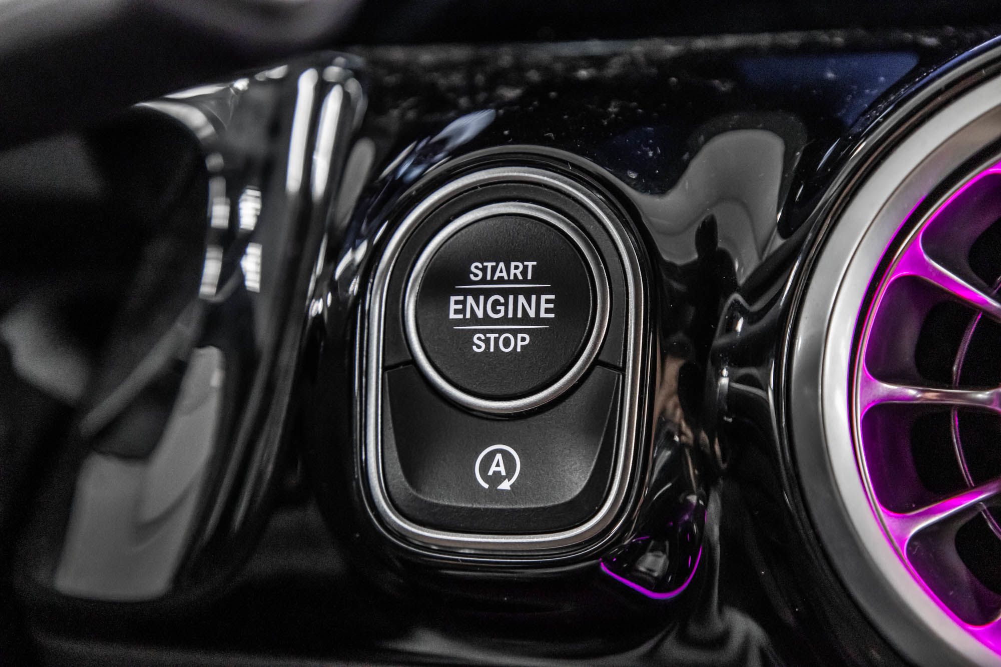 Mercedes-Benz GLA250  2025