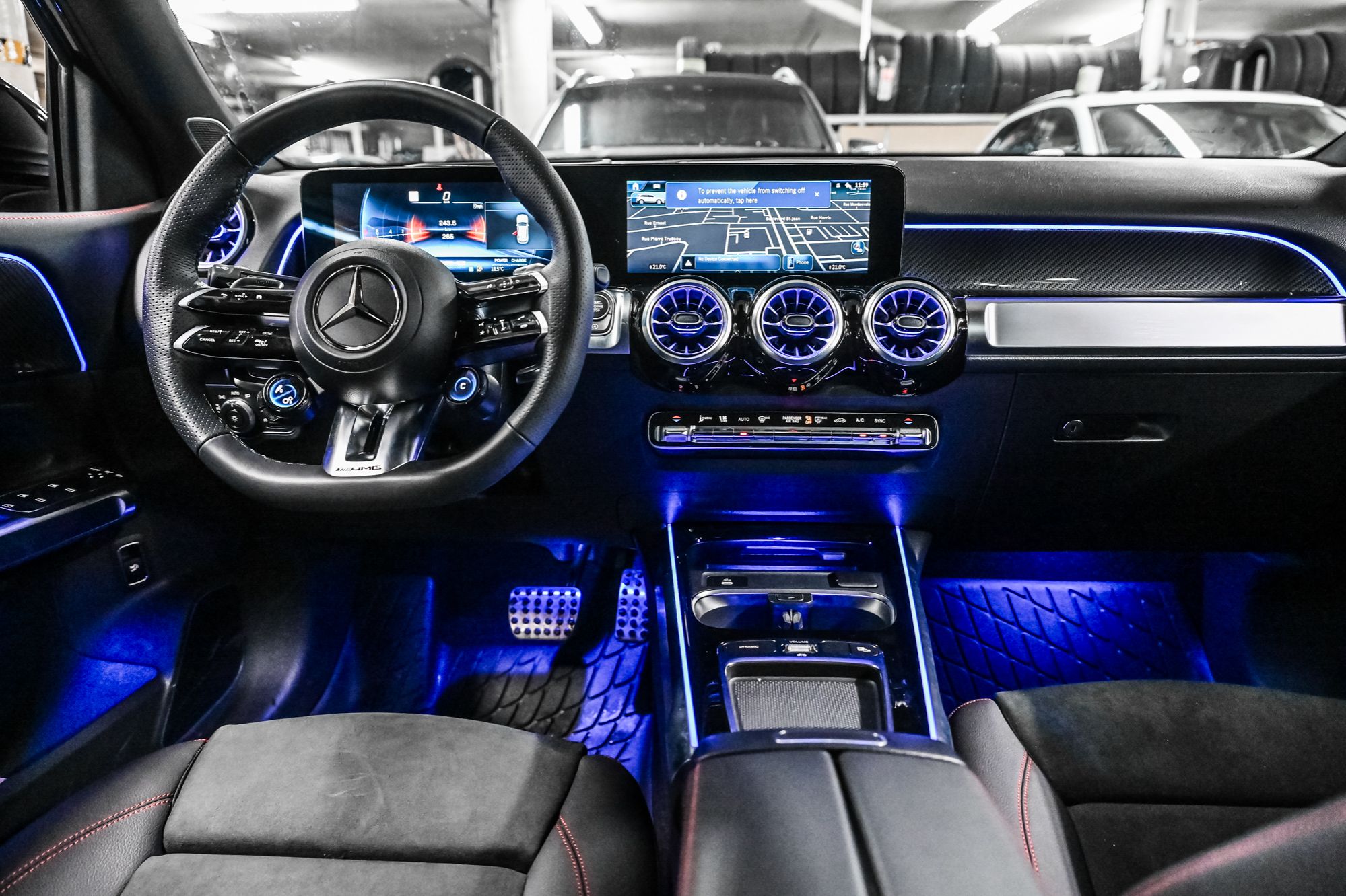 Mercedes-Benz GLB  2025