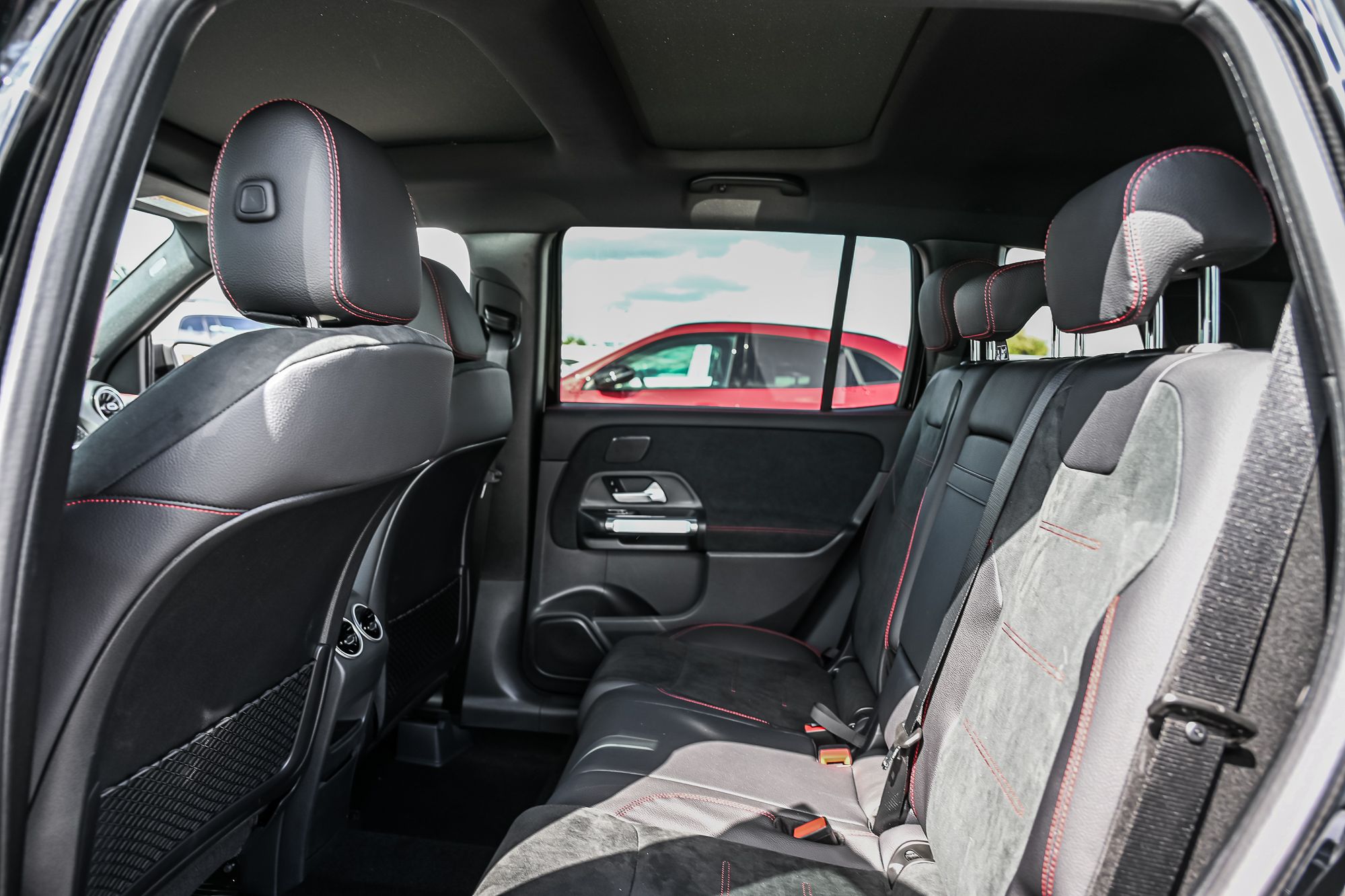 2026 Mercedes-Benz GLB in Dollard-des-Ormeaux, Quebec