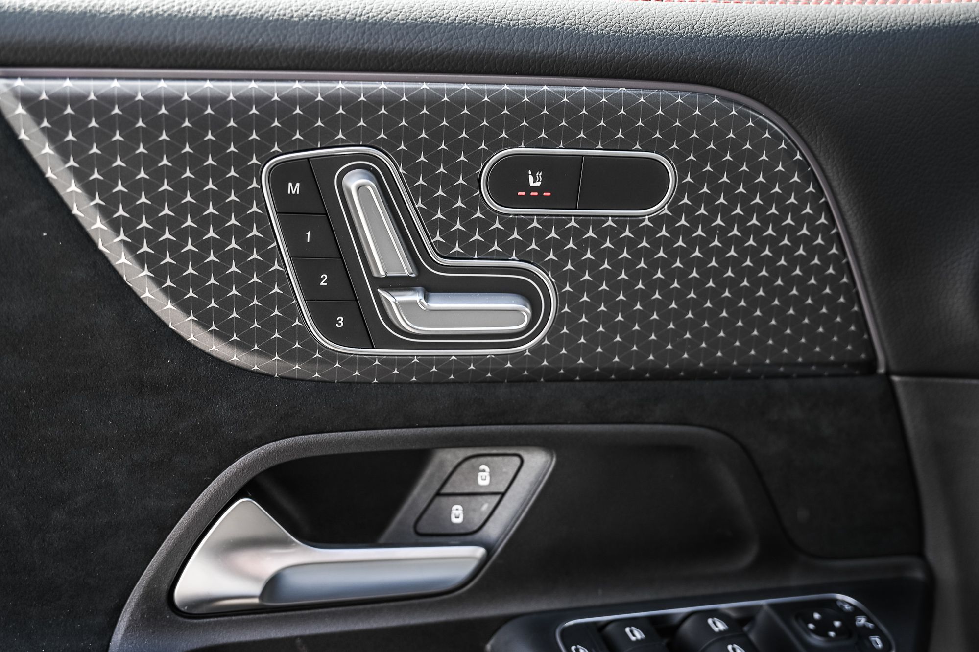 2026 Mercedes-Benz GLB in Dollard-des-Ormeaux, Quebec