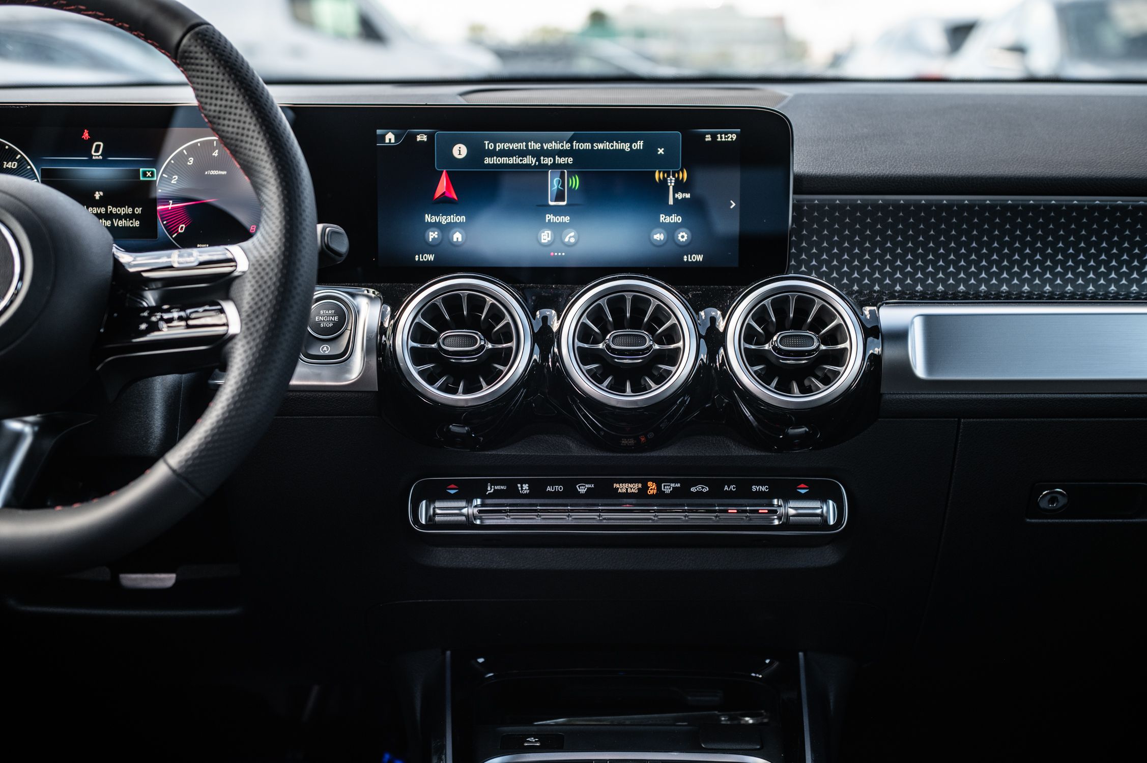 2026 Mercedes-Benz GLB in Dollard-des-Ormeaux, Quebec