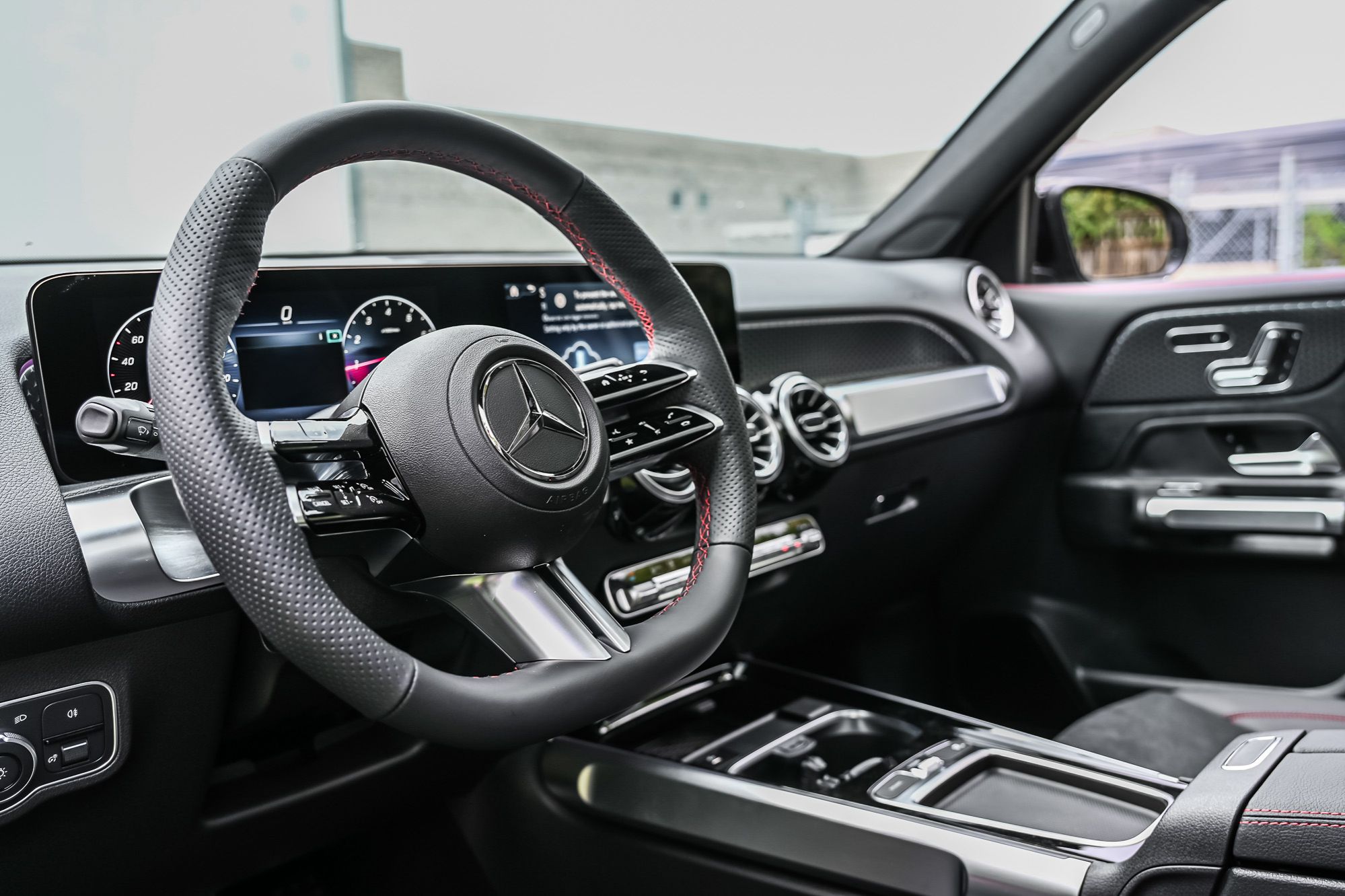 2026 Mercedes-Benz GLB in Dollard-des-Ormeaux, Quebec