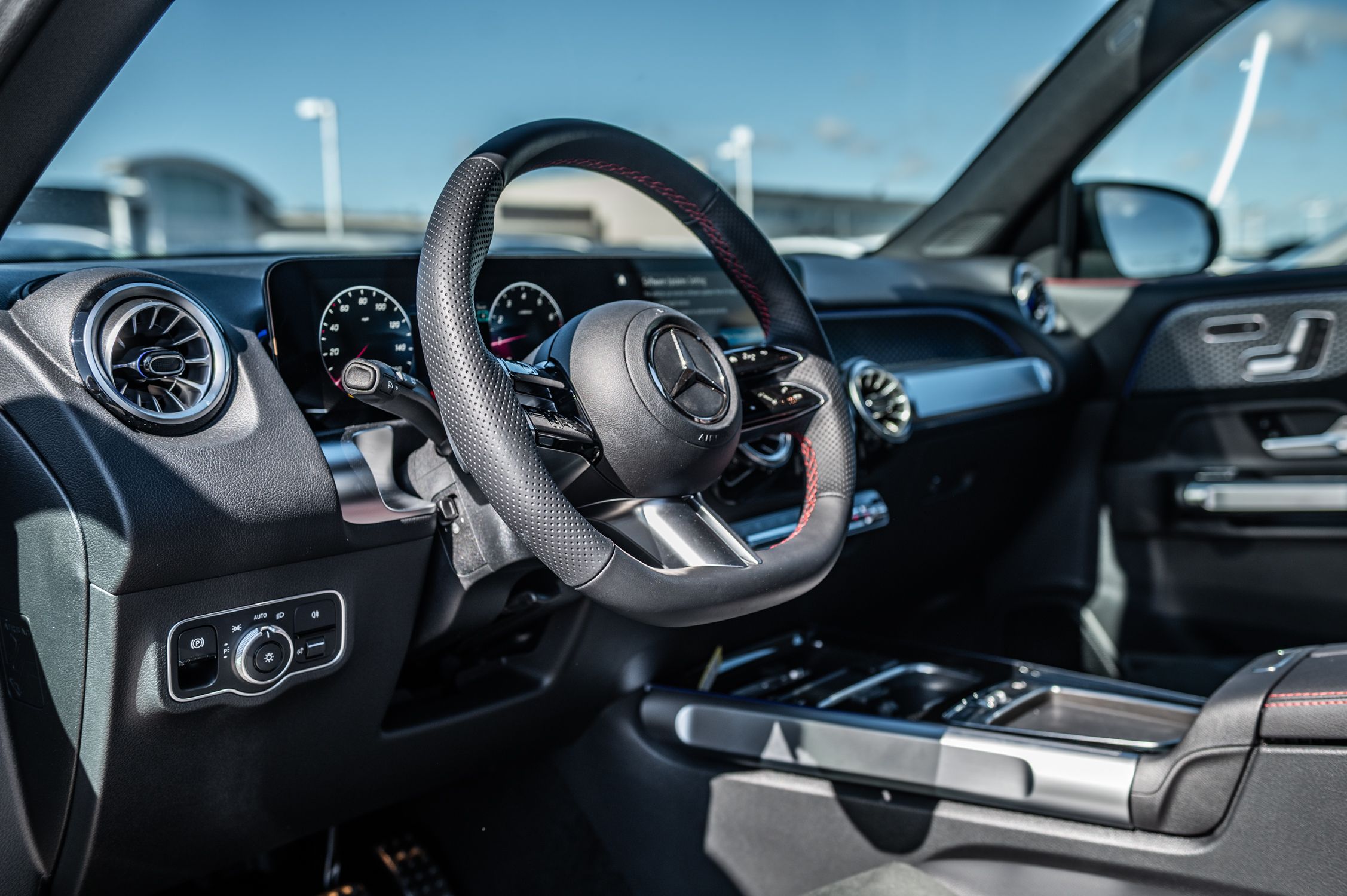 2026 Mercedes-Benz GLB