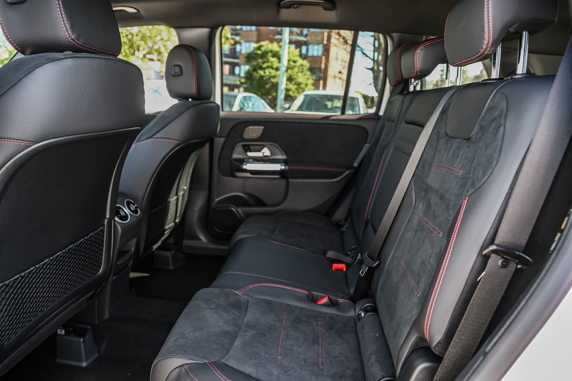 2026 Mercedes-Benz GLB in Dollard-des-Ormeaux, Quebec