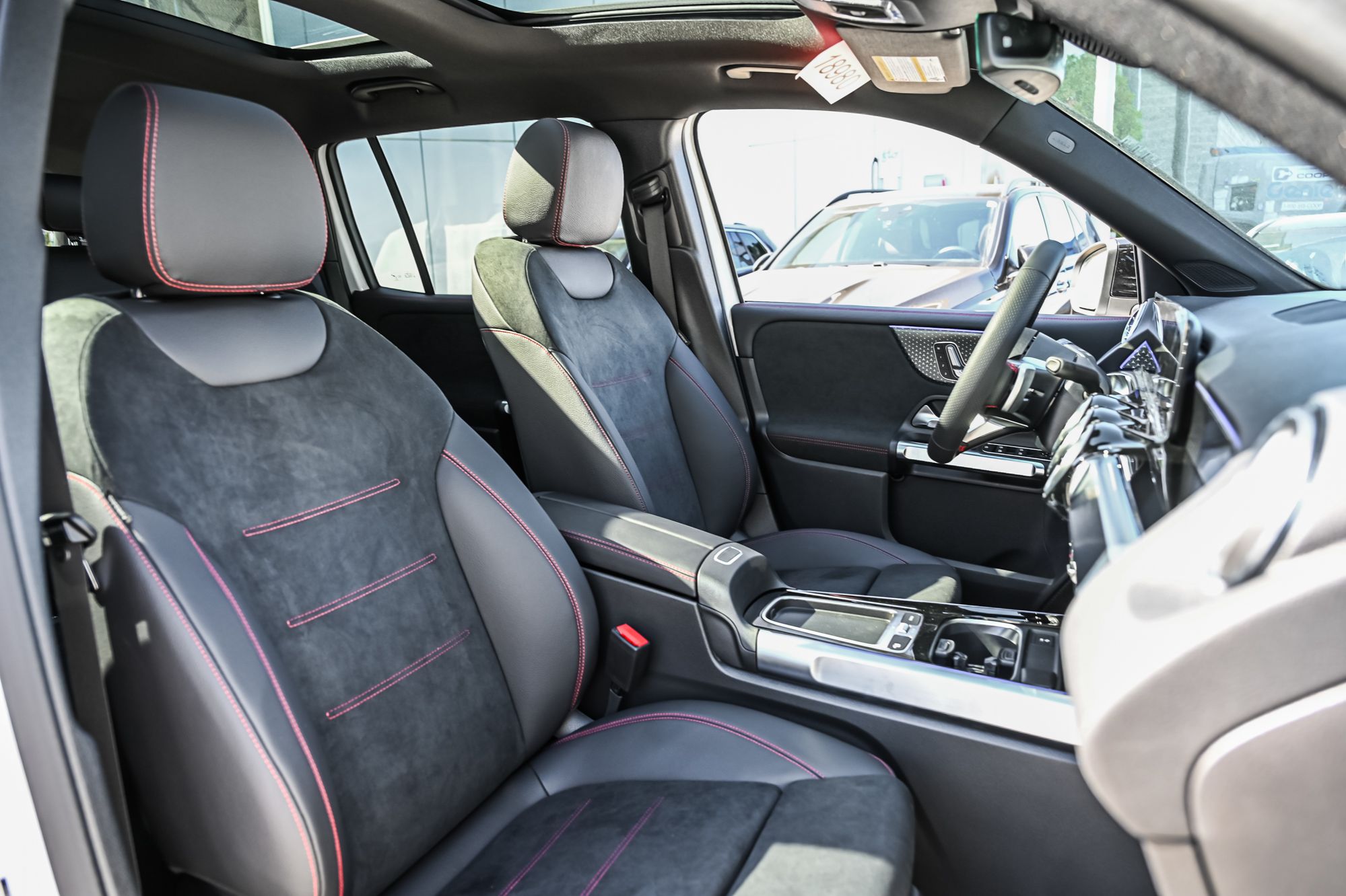 2026 Mercedes-Benz GLB in Dollard-des-Ormeaux, Quebec