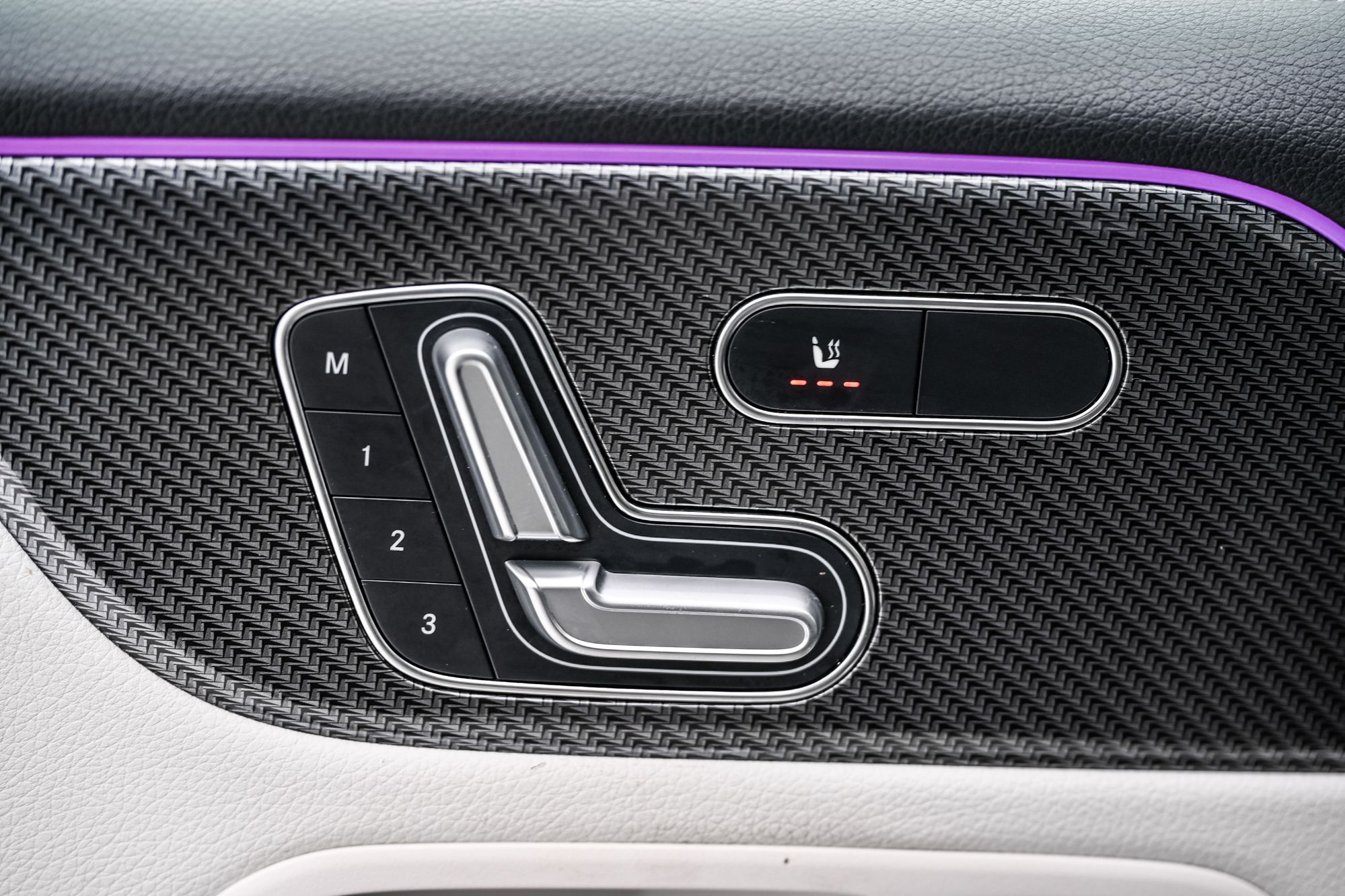 Mercedes-Benz GLB250  2021 à Dollard-des-Ormeaux, Québec