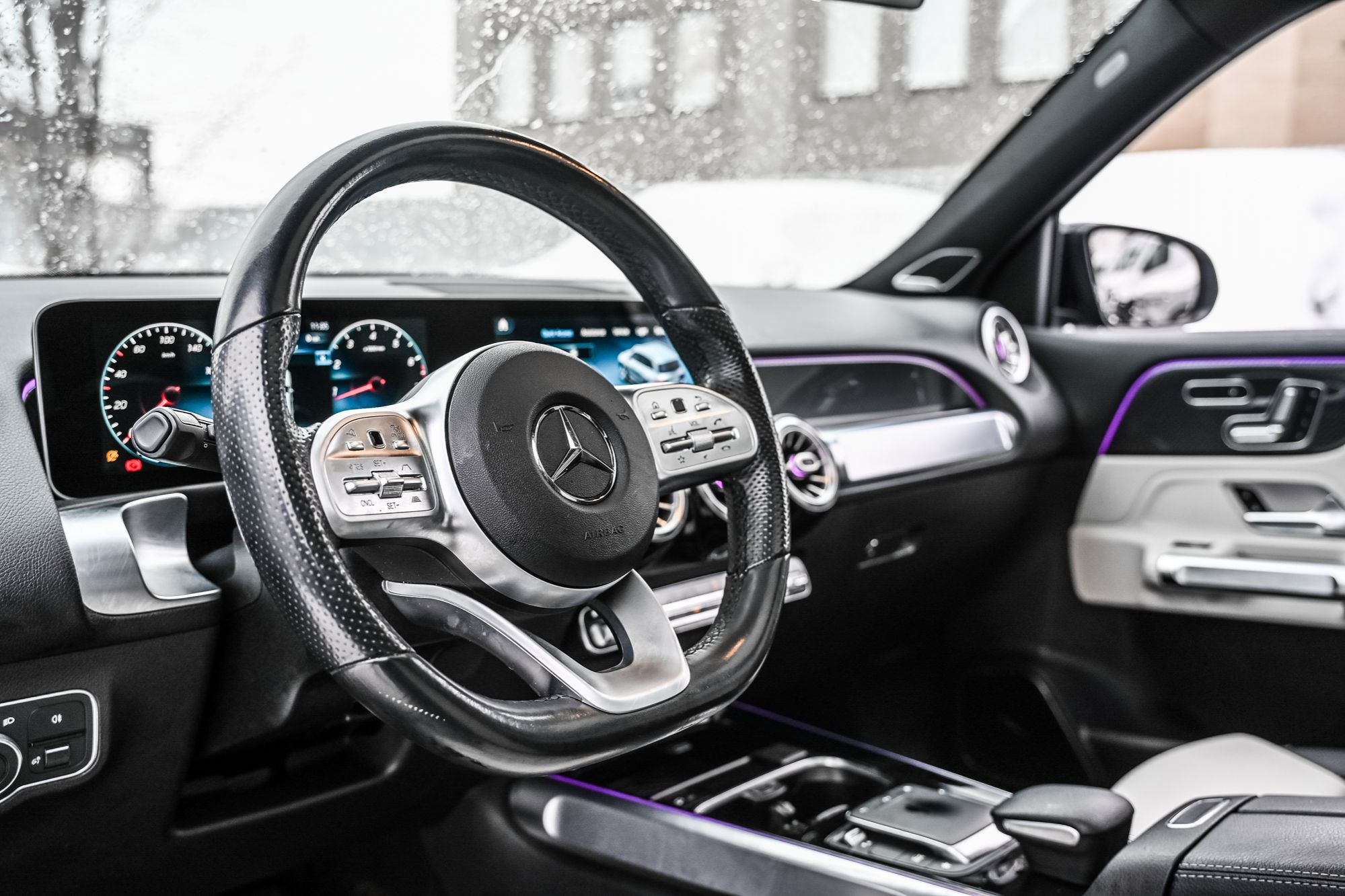 Mercedes-Benz GLB250  2021 à Dollard-des-Ormeaux, Québec