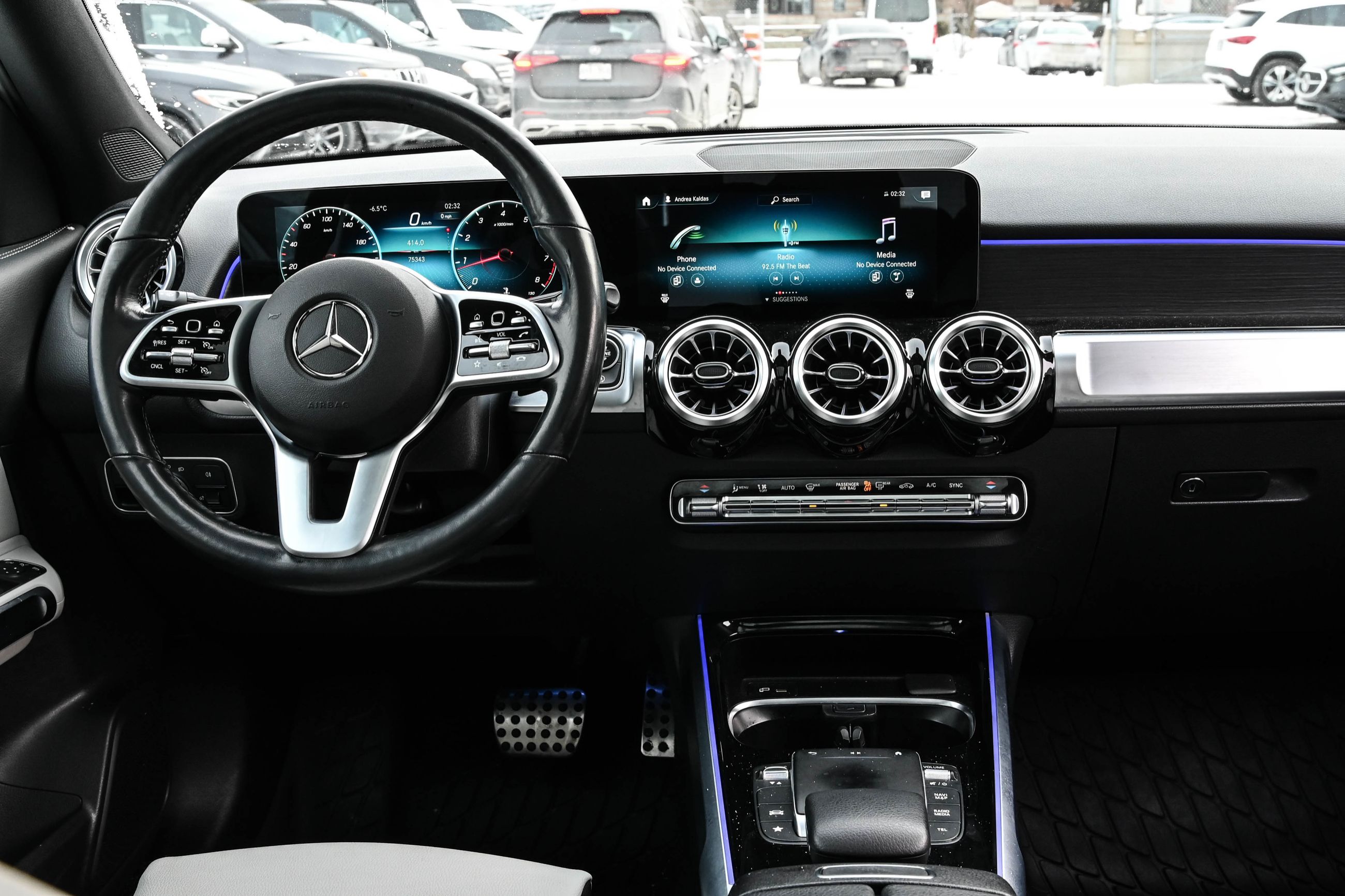 Mercedes-Benz GLB250  2022