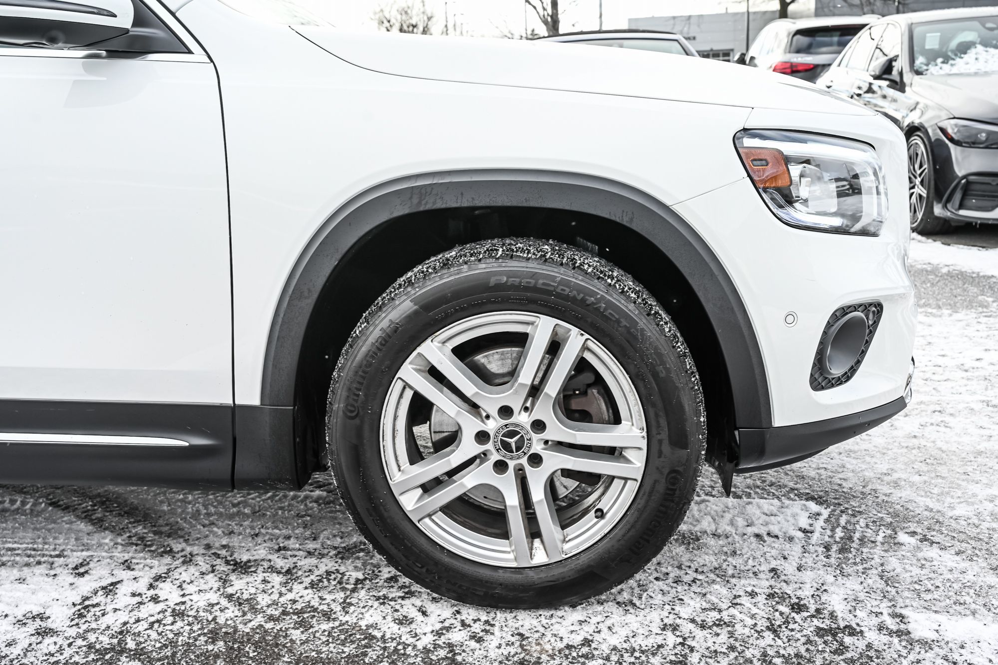 Mercedes-Benz GLB250  2022