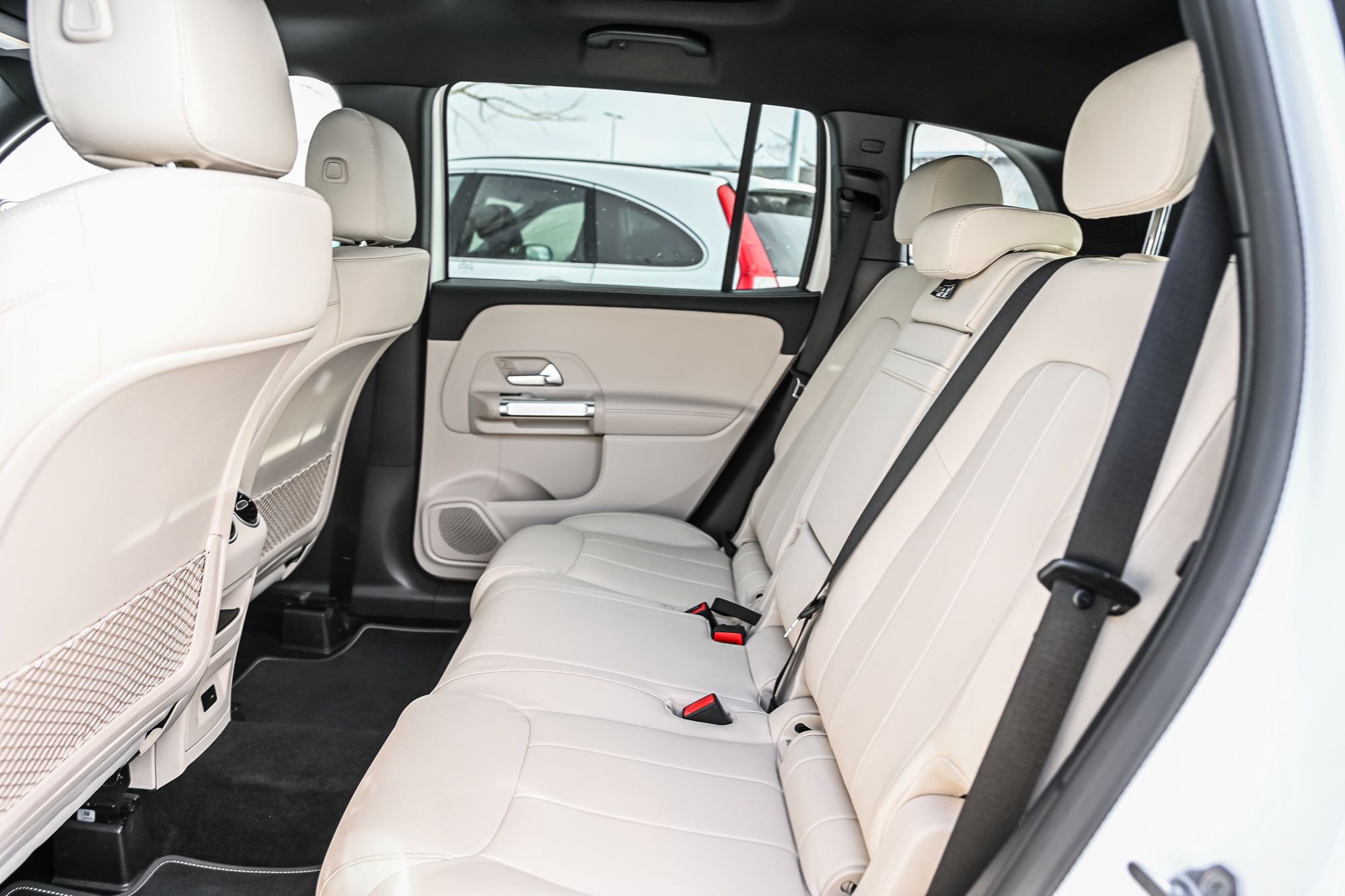 Mercedes-Benz GLB250  2022