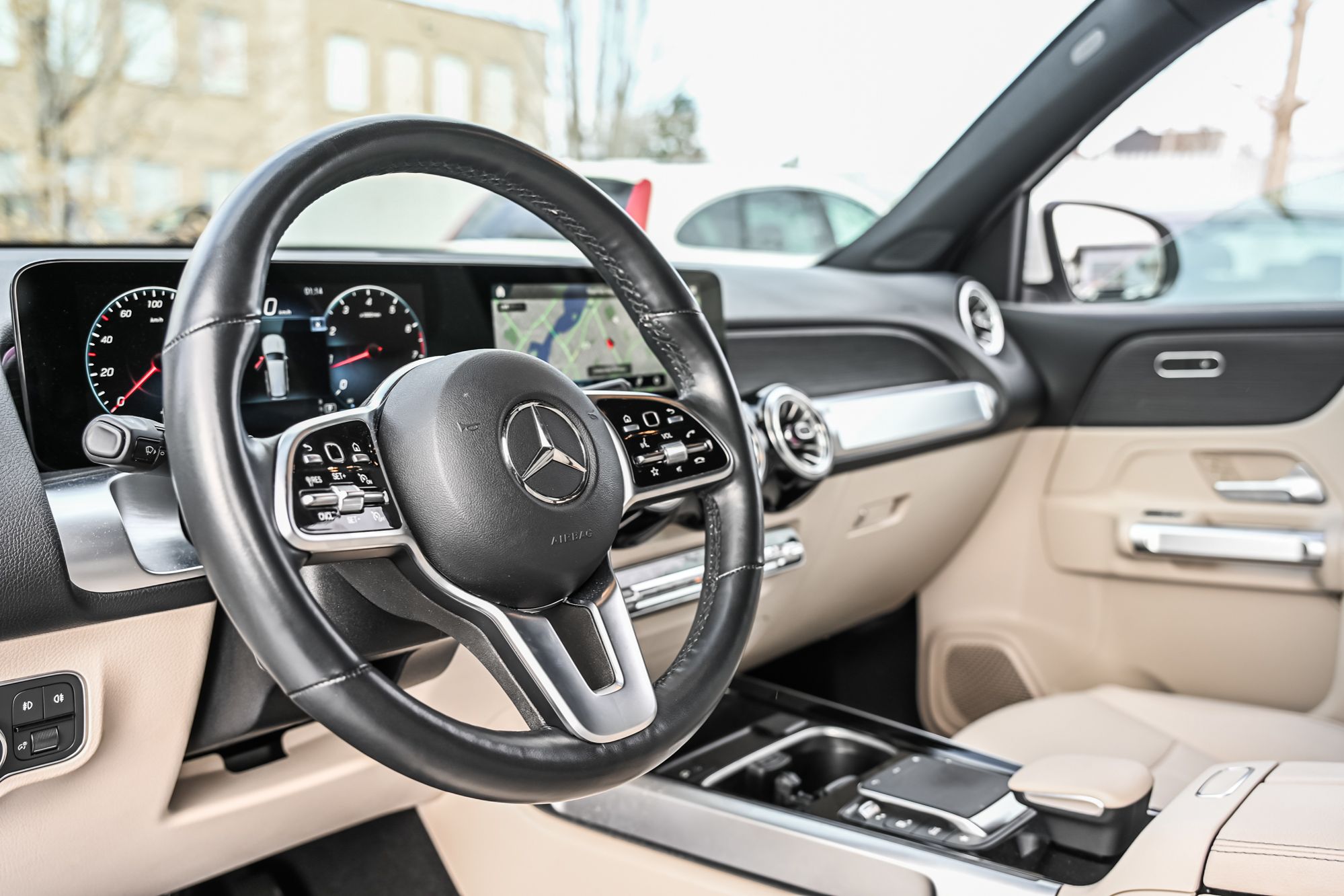 Mercedes-Benz GLB250  2022