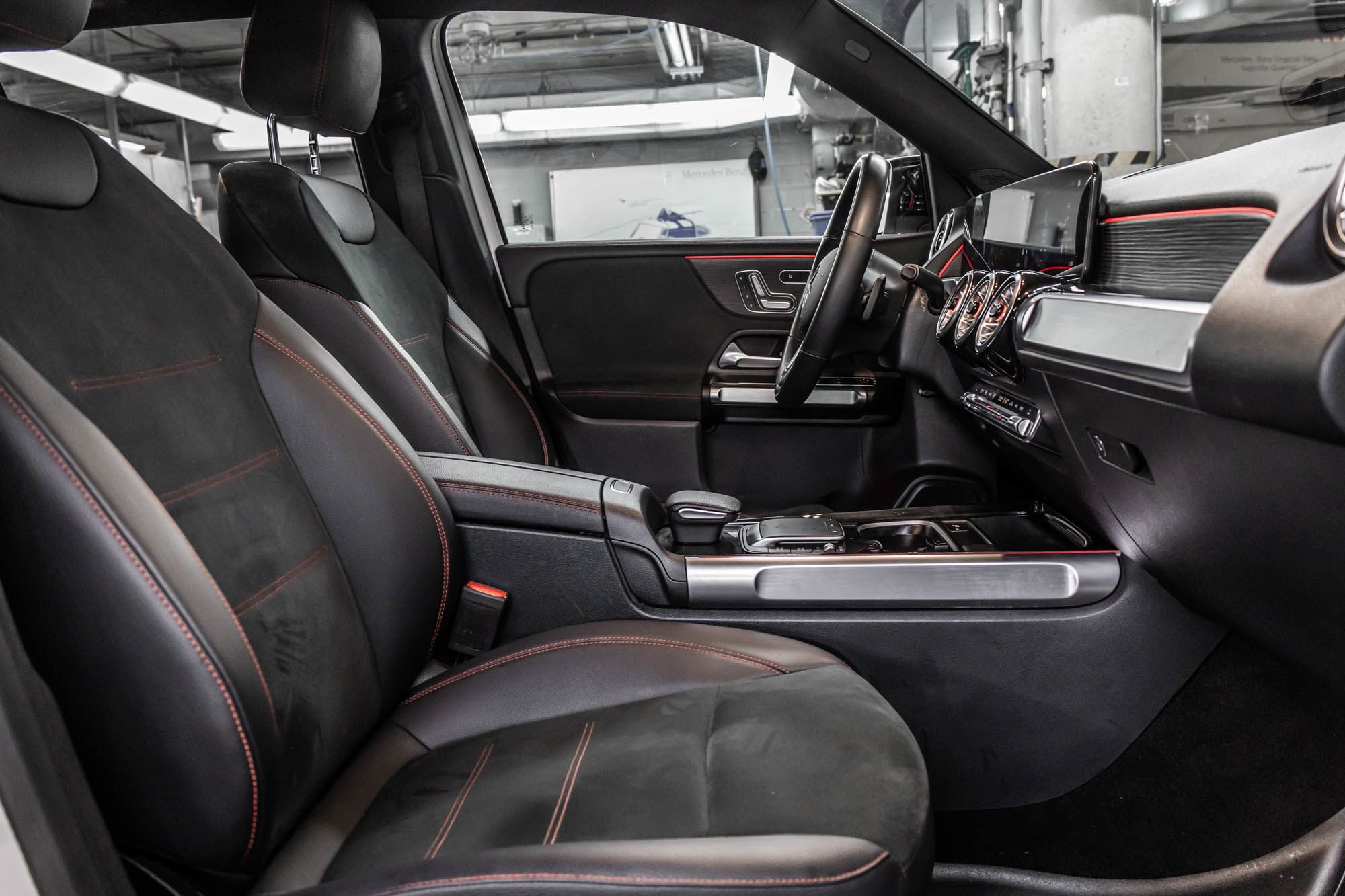 2022 Mercedes-Benz GLB250