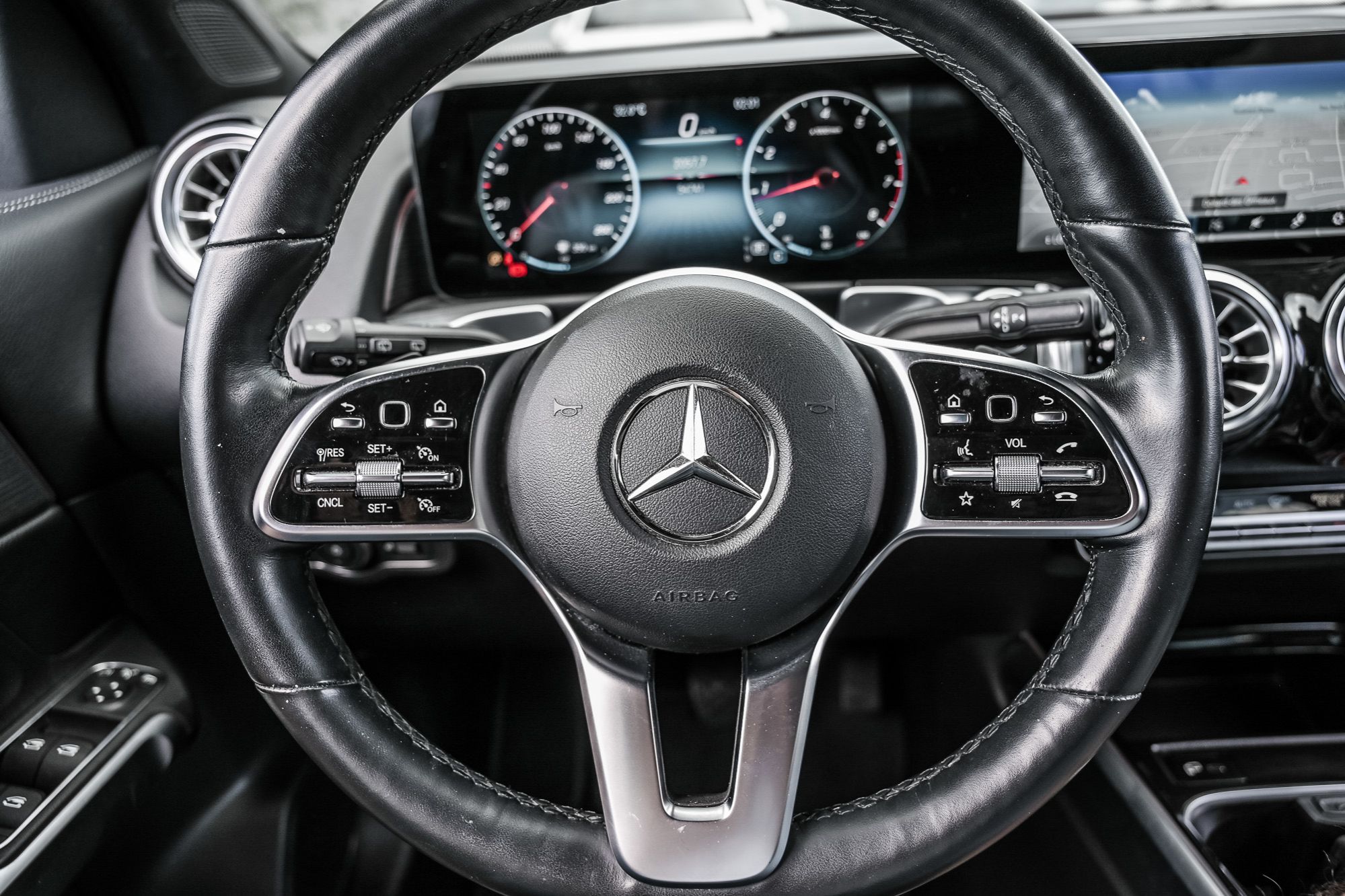 2022 Mercedes-Benz GLB250