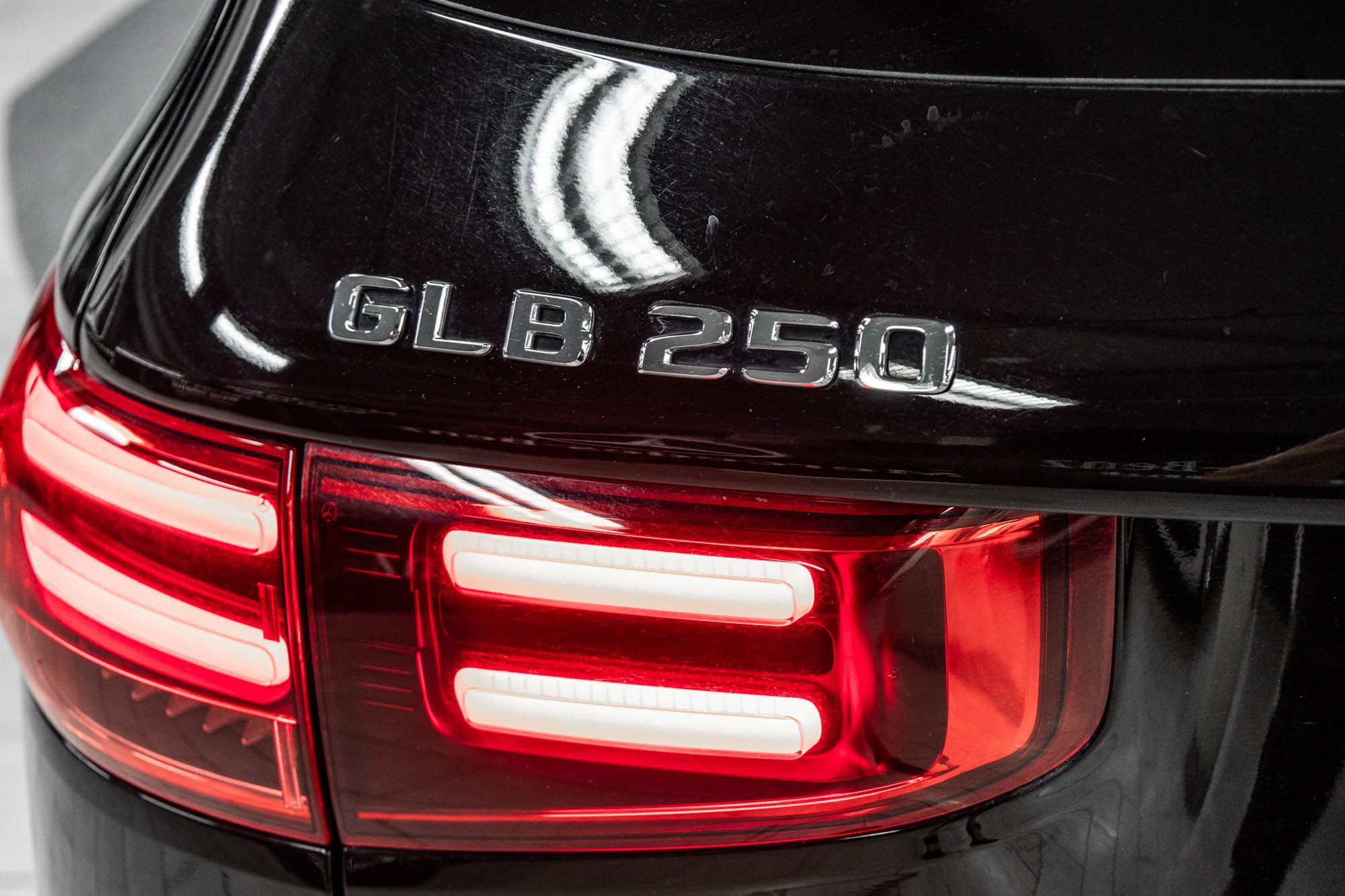 2024 Mercedes-Benz GLB250 in Dollard-des-Ormeaux, Quebec