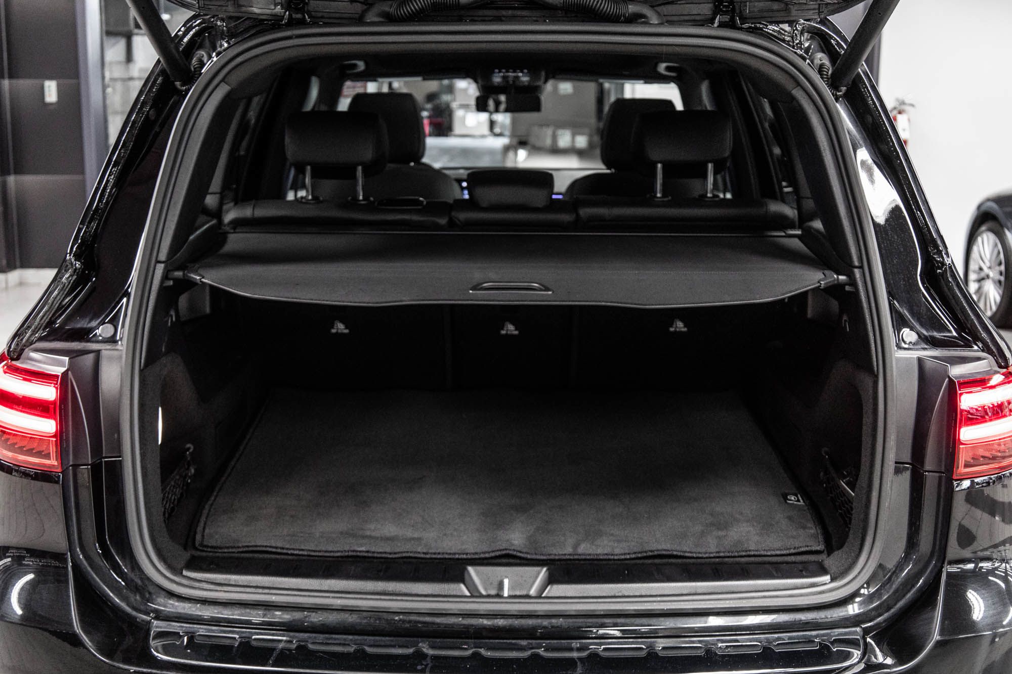 2024 Mercedes-Benz GLB250 in Dollard-des-Ormeaux, Quebec
