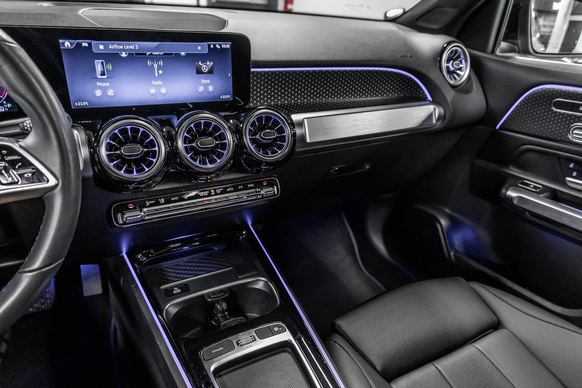 2024 Mercedes-Benz GLB250 in Dollard-des-Ormeaux, Quebec