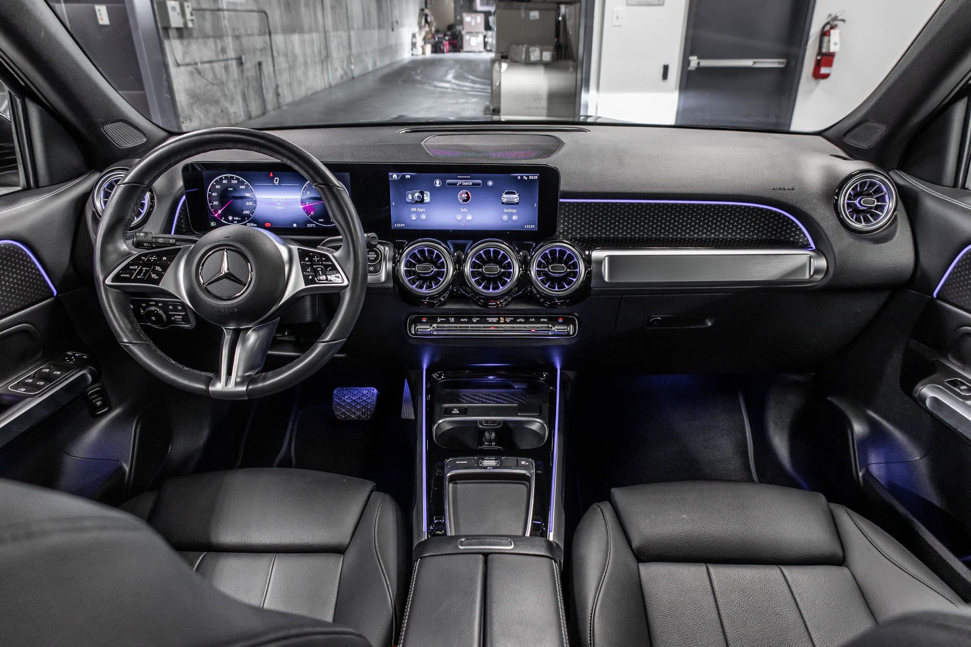 2024 Mercedes-Benz GLB250 in Dollard-des-Ormeaux, Quebec