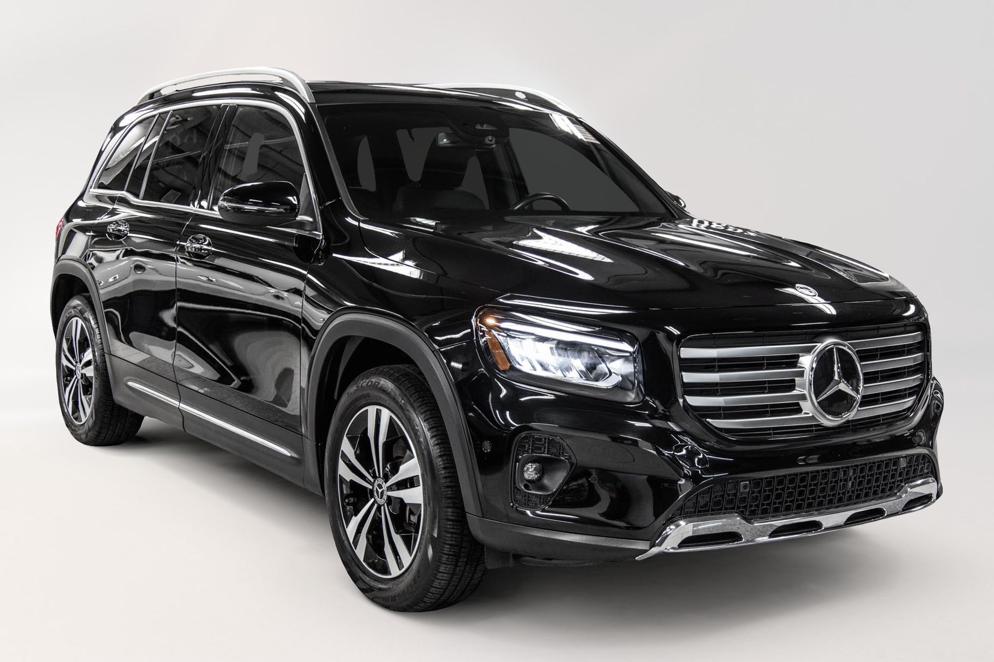 2024 Mercedes-Benz GLB250 in Dollard-des-Ormeaux, Quebec