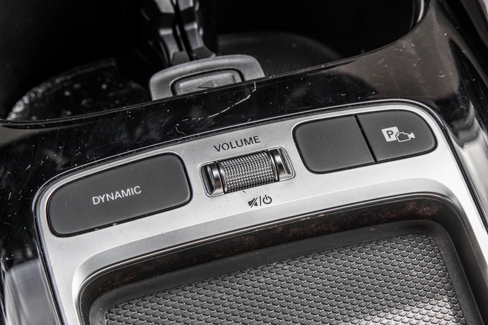 Mercedes-Benz GLB250  2025