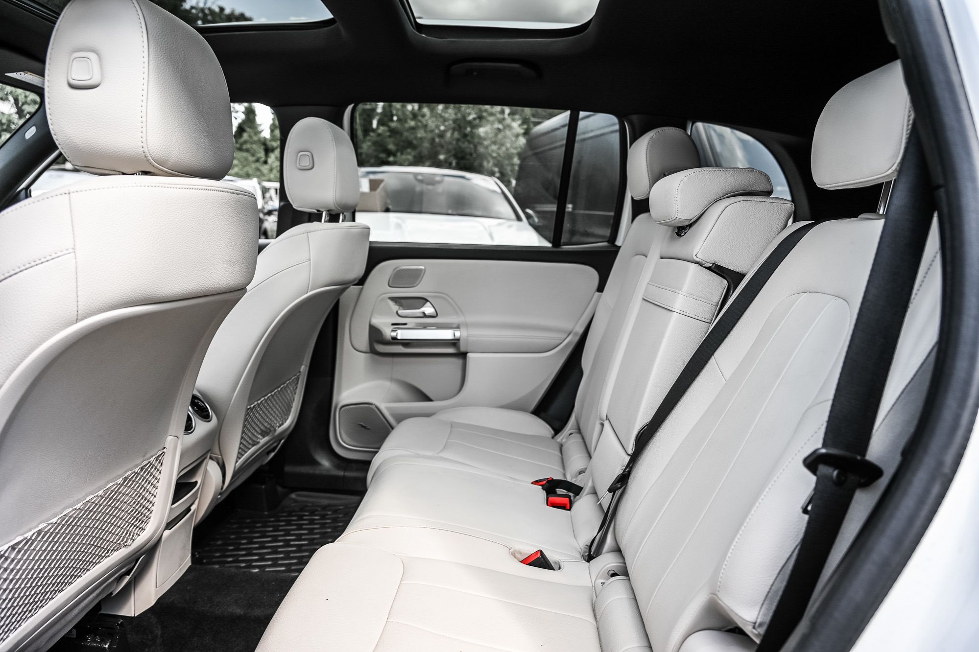 2025 Mercedes-Benz GLB250 in Dollard-des-Ormeaux, Quebec