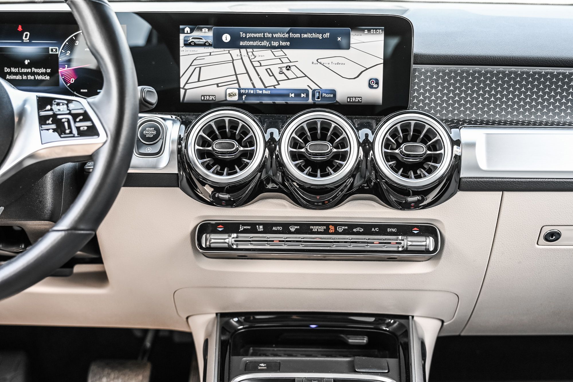 2026 Mercedes-Benz GLB250