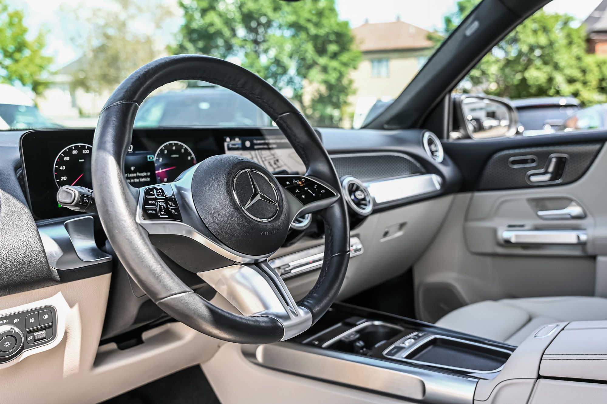 2026 Mercedes-Benz GLB250