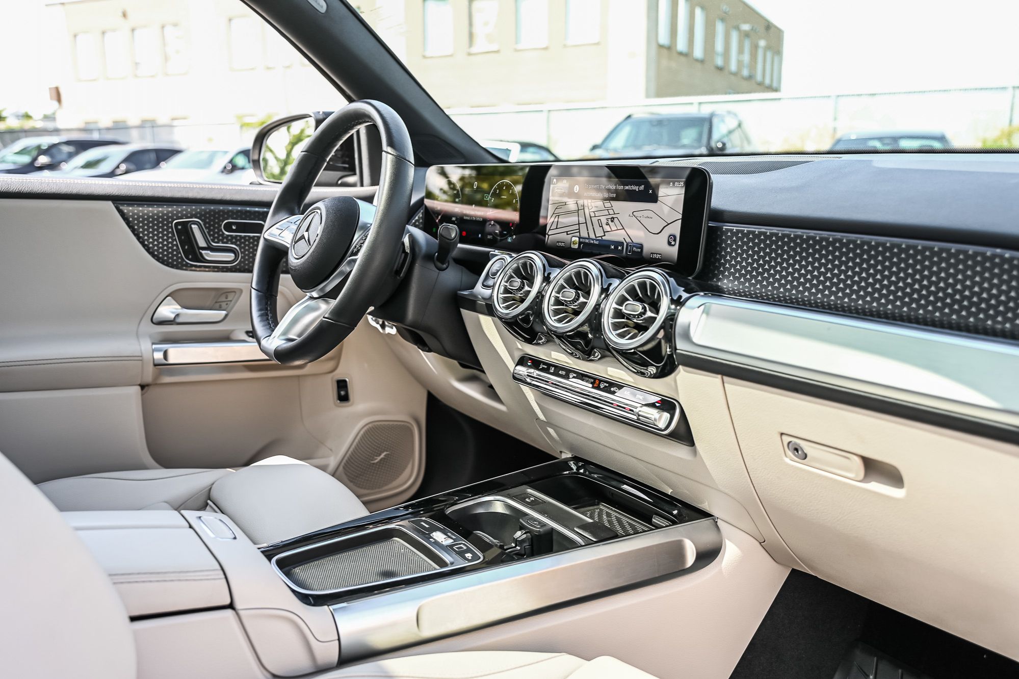 2026 Mercedes-Benz GLB250