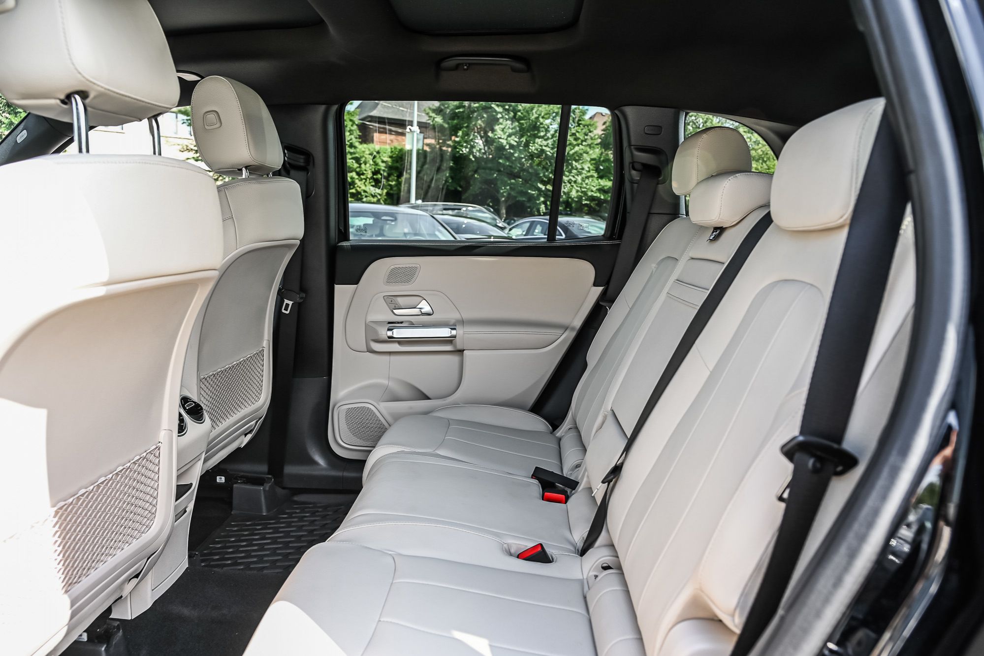 2026 Mercedes-Benz GLB250