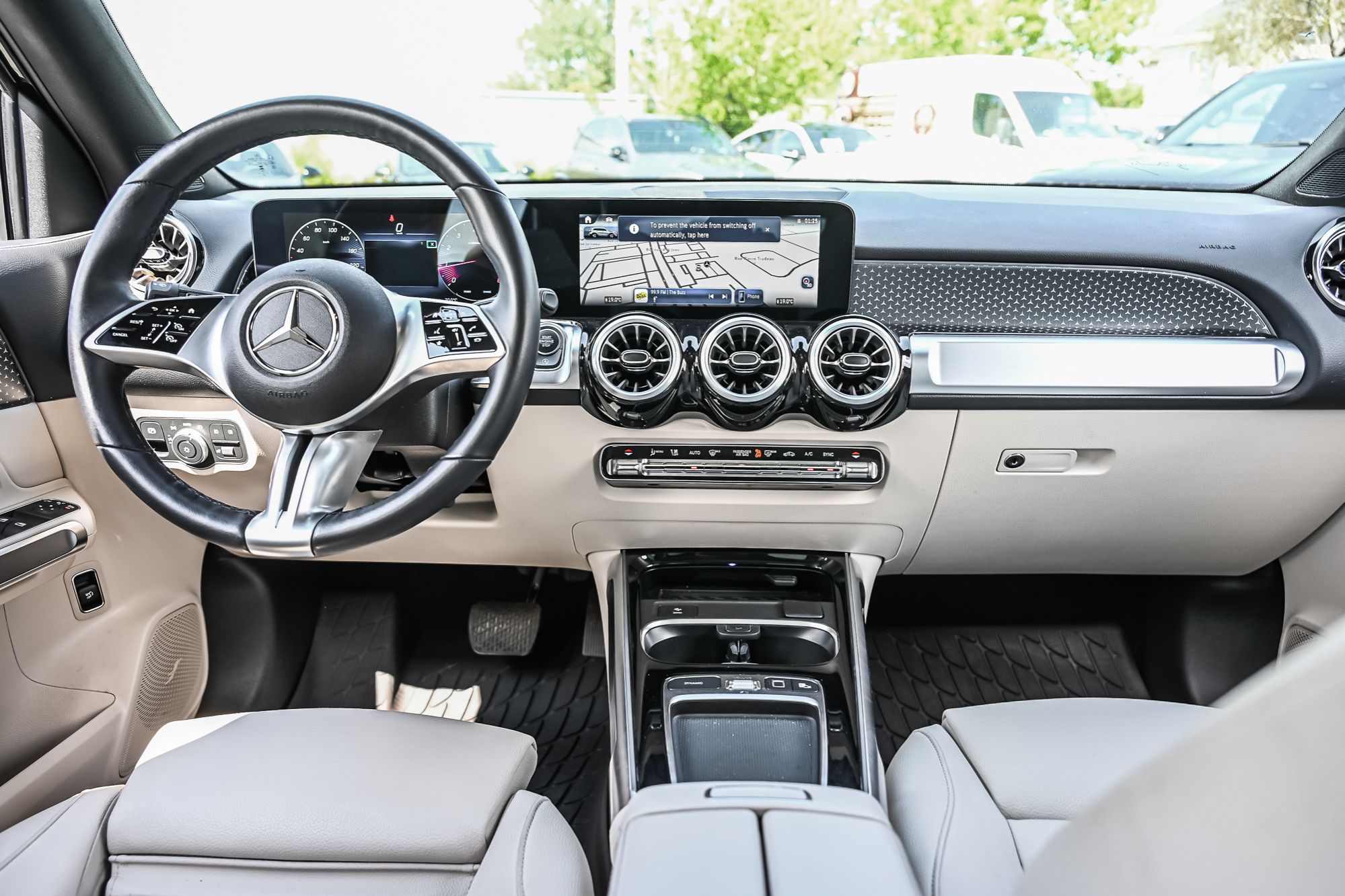 2026 Mercedes-Benz GLB250