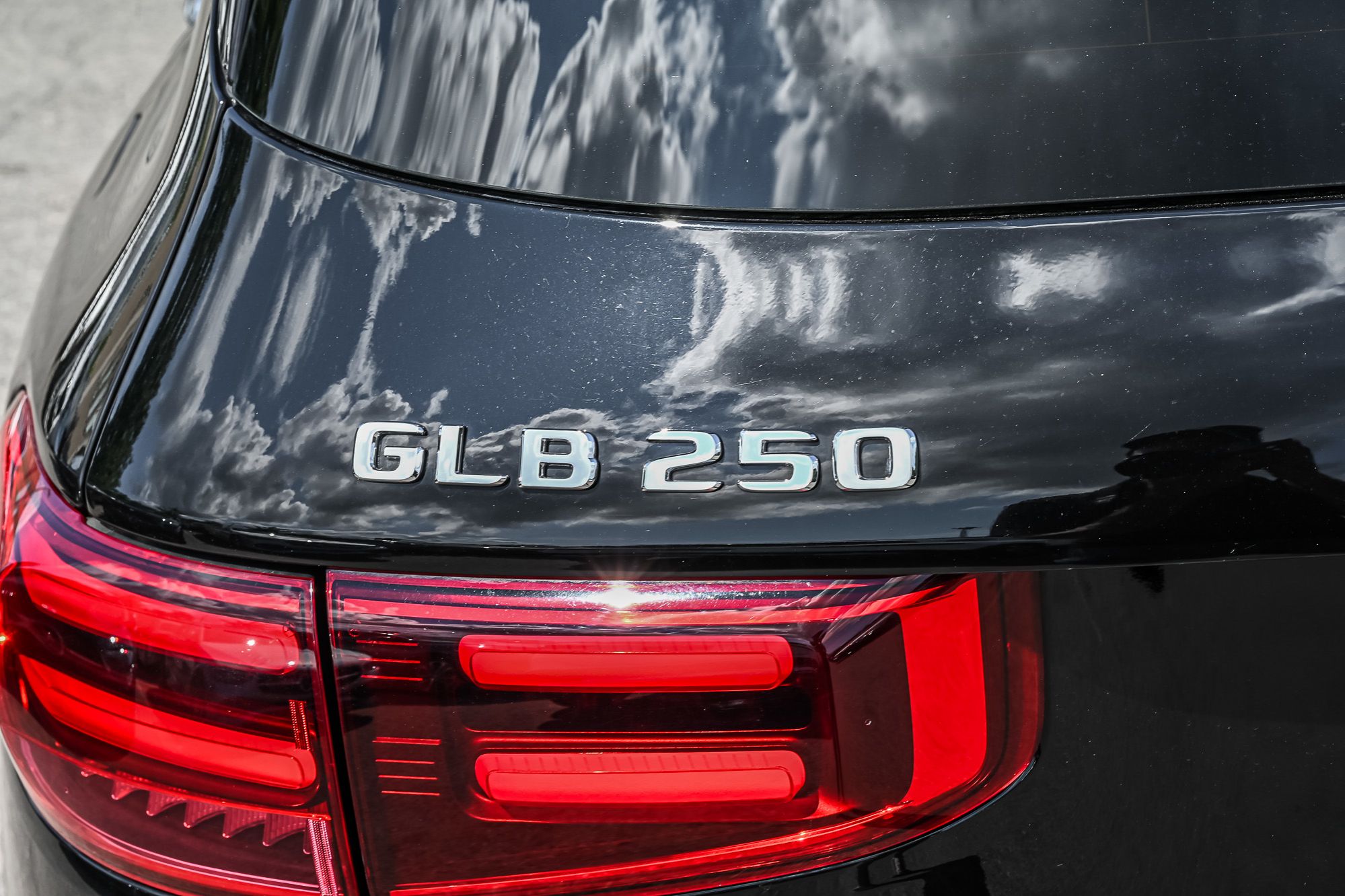 2026 Mercedes-Benz GLB250