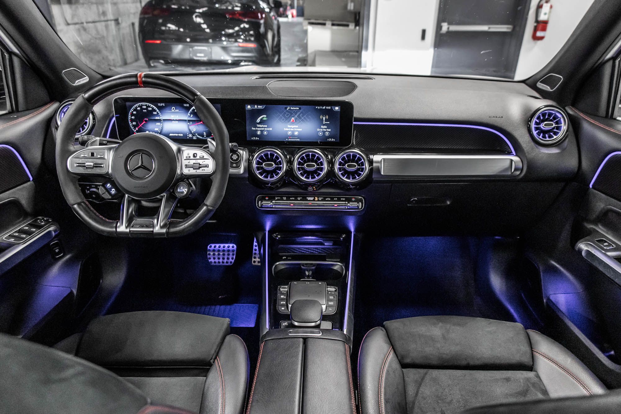 Mercedes-Benz GLB35 AMG  2021