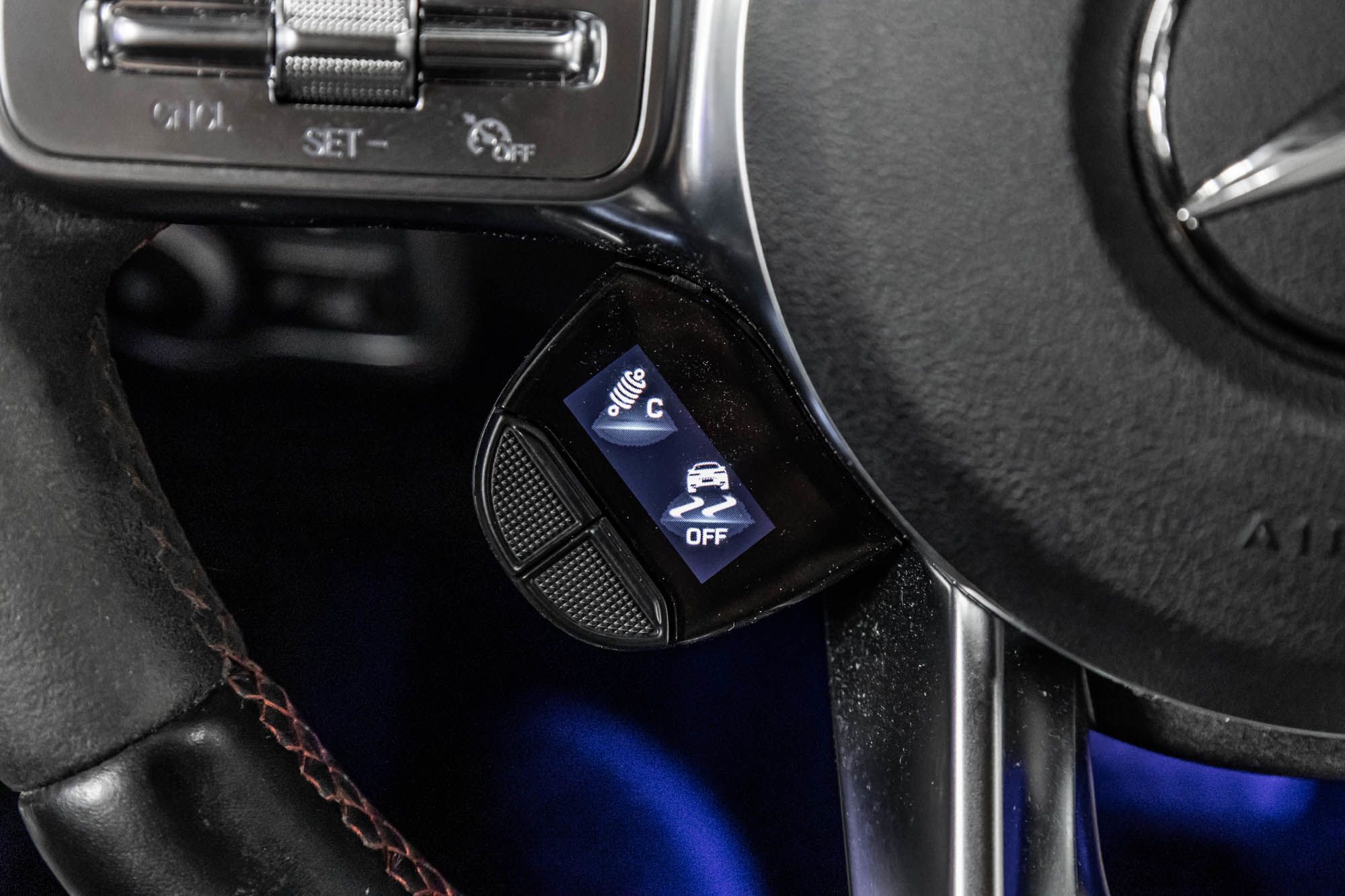 Mercedes-Benz GLB35 AMG  2021