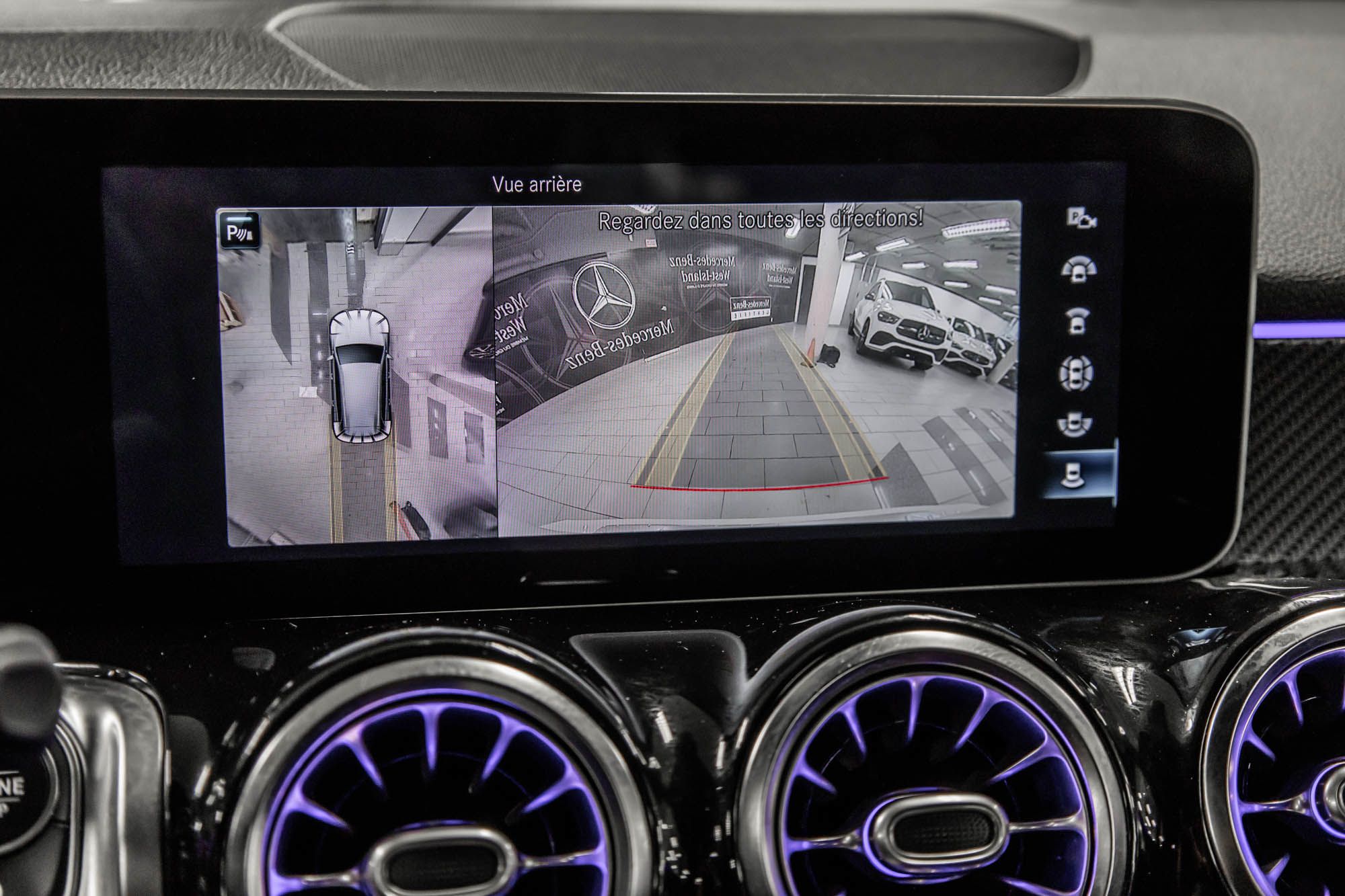 Mercedes-Benz GLB35 AMG  2021