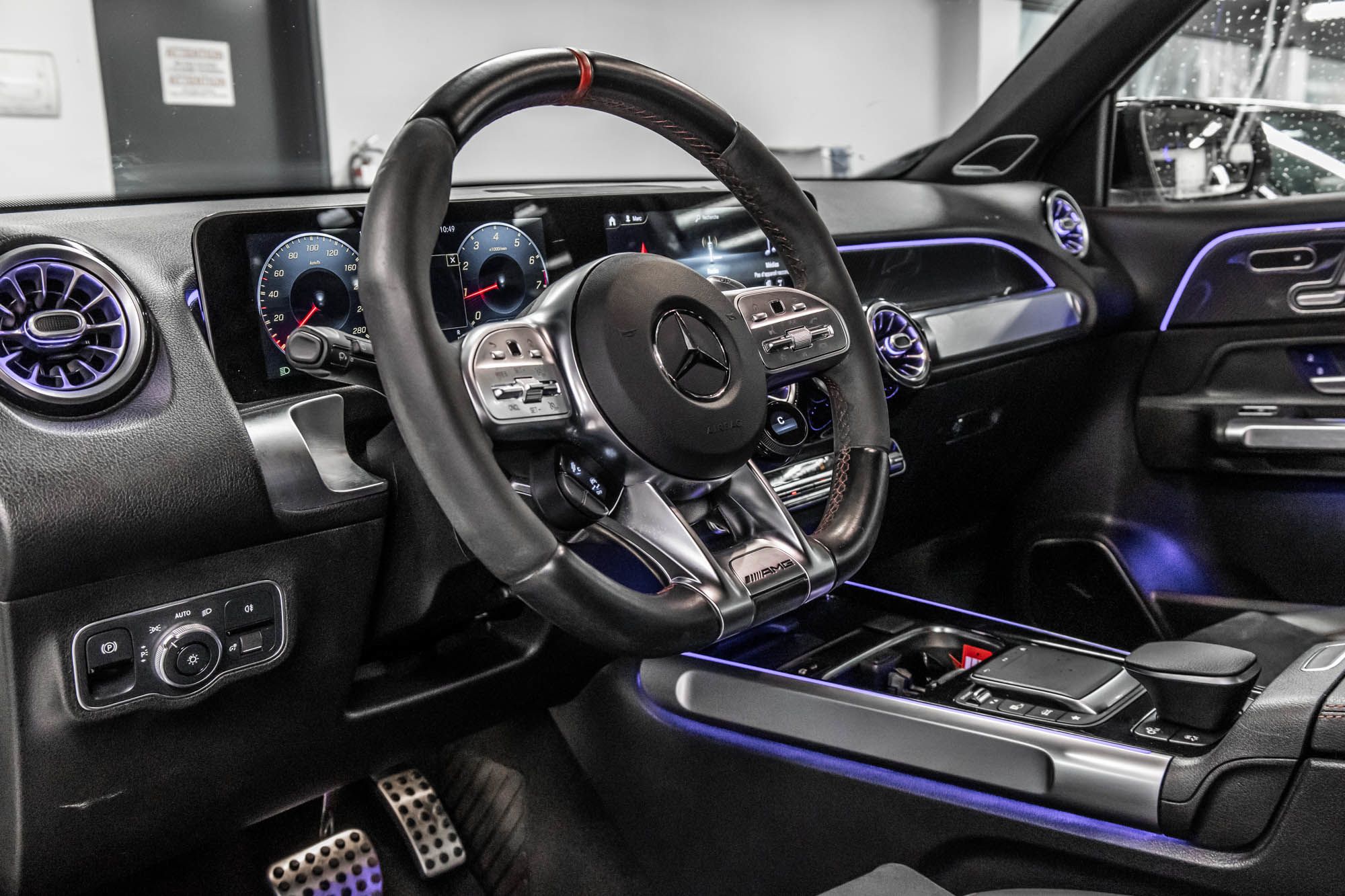 Mercedes-Benz GLB35 AMG  2021