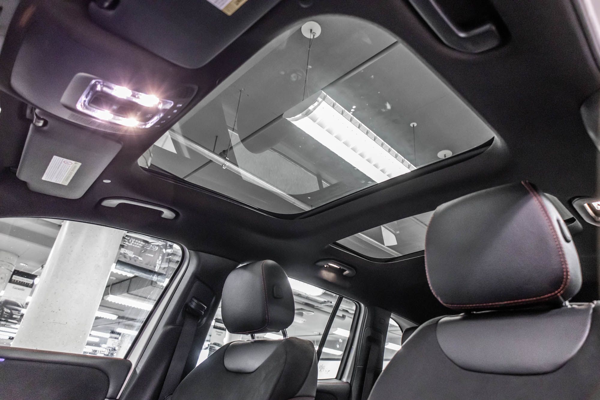 Mercedes-Benz GLB35 AMG  2021