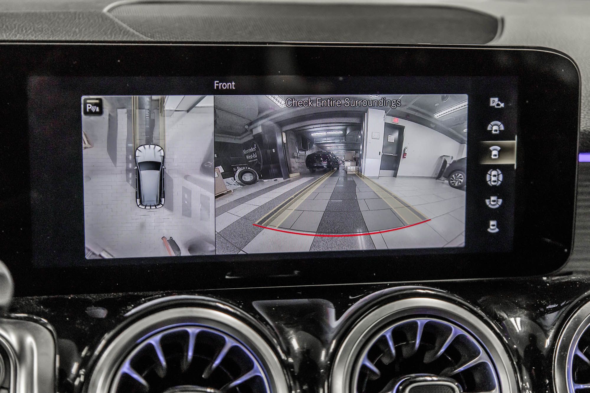 Mercedes-Benz GLB35 AMG  2022