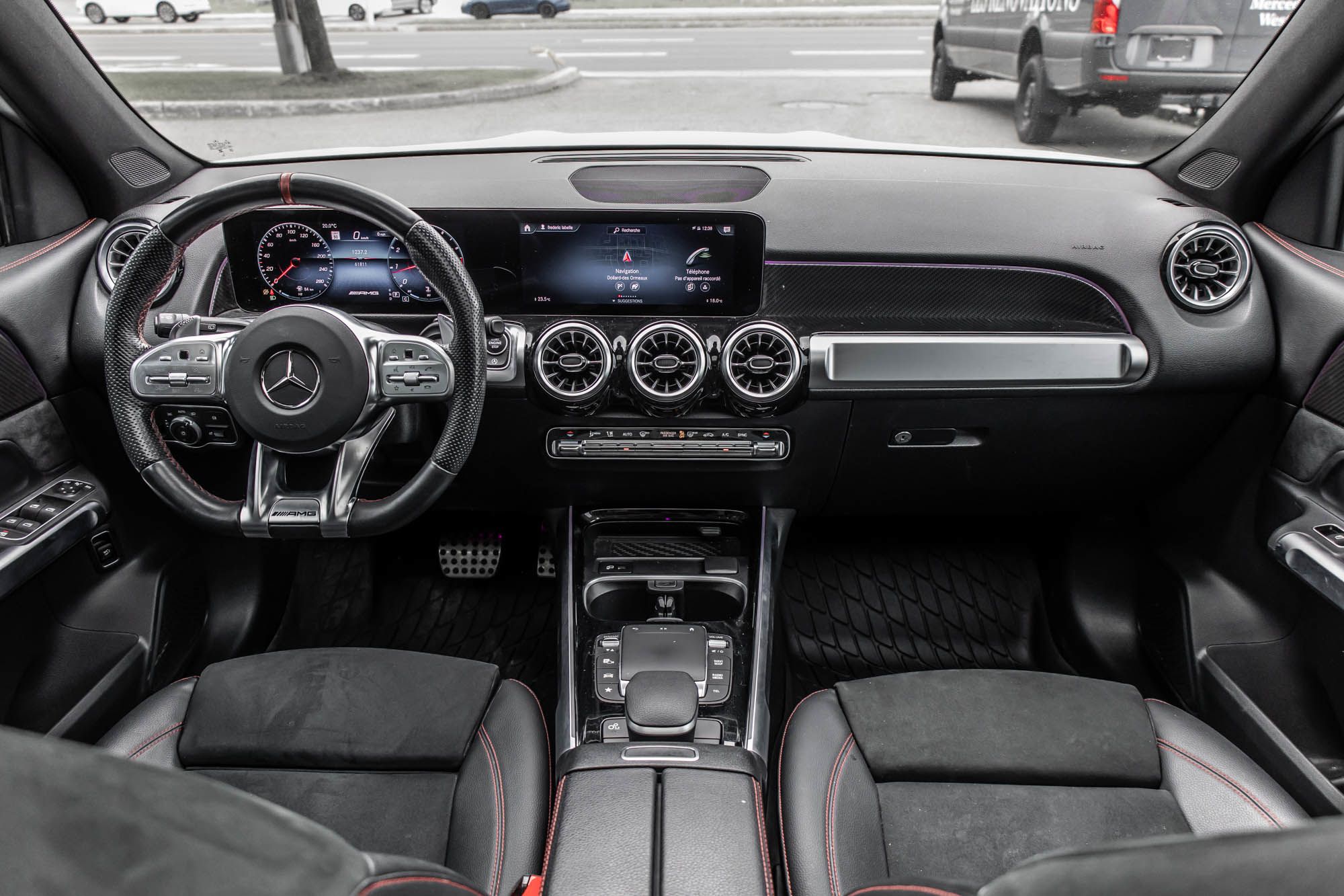 Mercedes-Benz GLB35 AMG  2023 à Dollard-des-Ormeaux, Québec