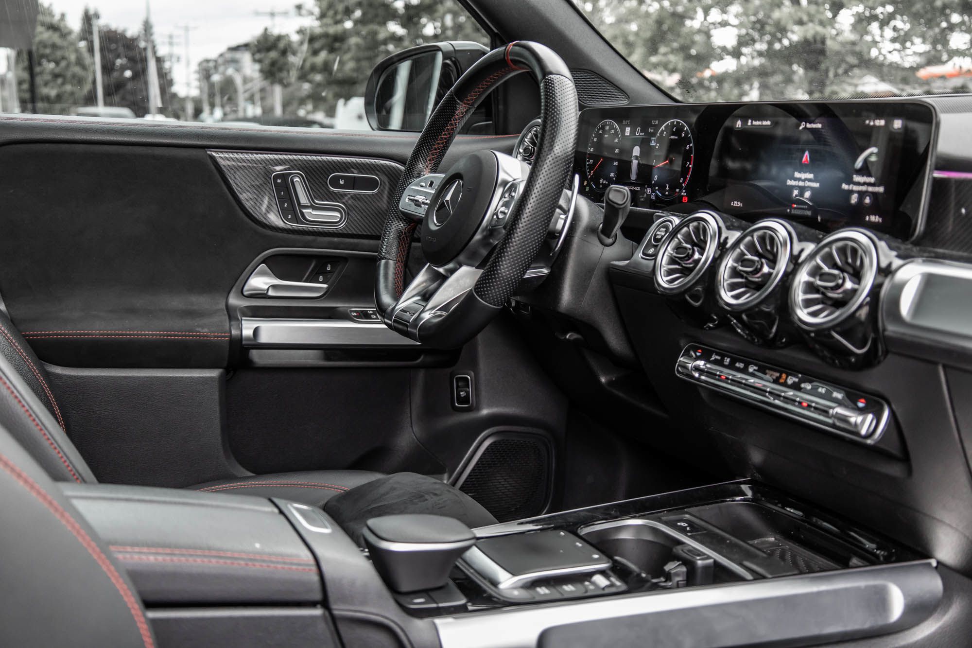 Mercedes-Benz GLB35 AMG  2023 à Dollard-des-Ormeaux, Québec
