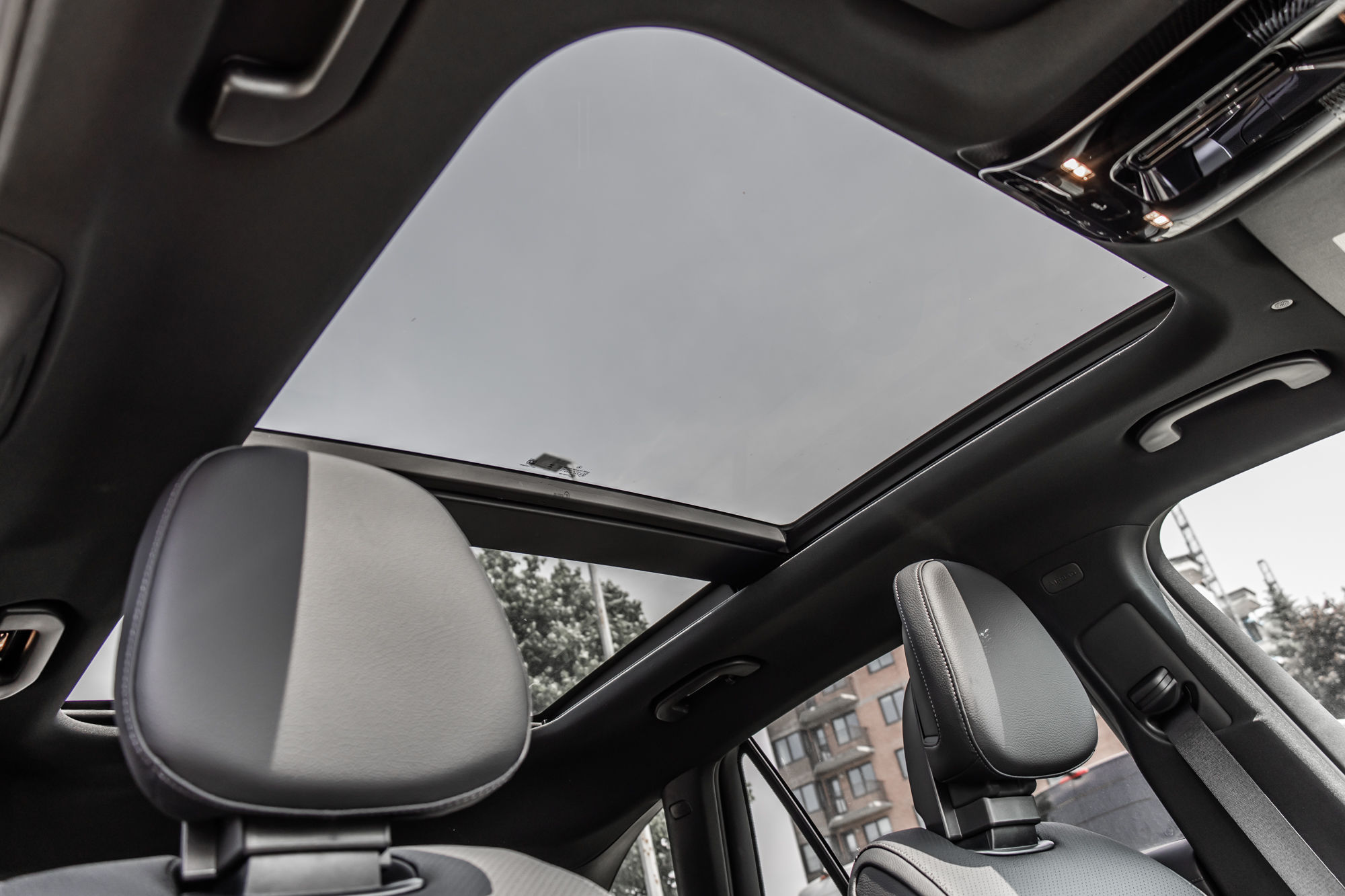 Mercedes-Benz GLC Plug-in Hybrid  2025 à Dollard-des-Ormeaux, Québec