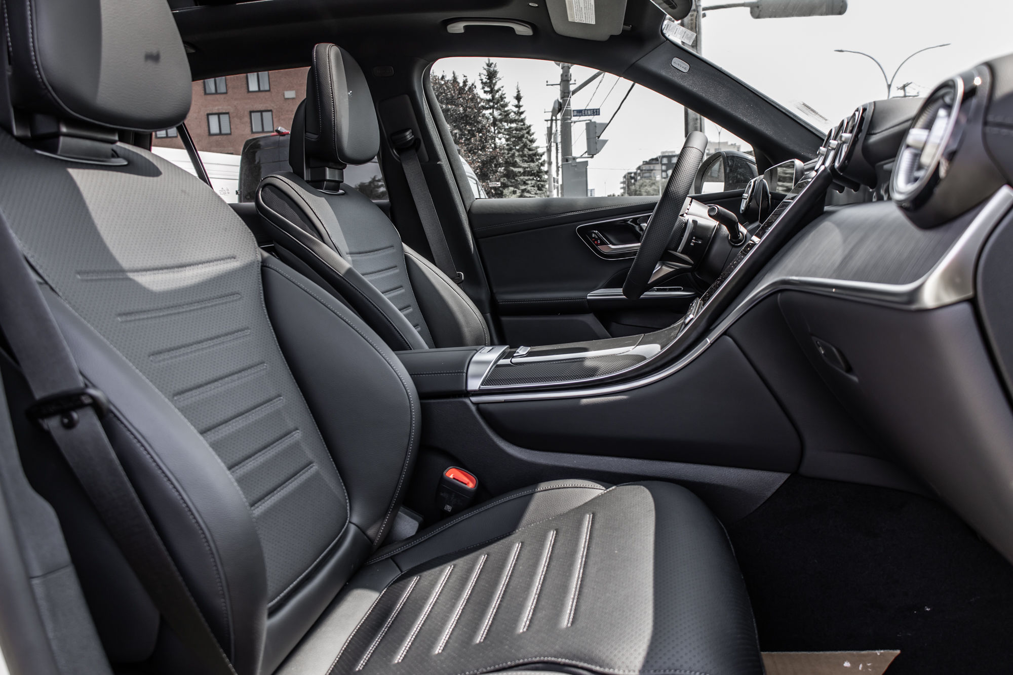 Mercedes-Benz GLC Plug-in Hybrid  2025 à Dollard-des-Ormeaux, Québec