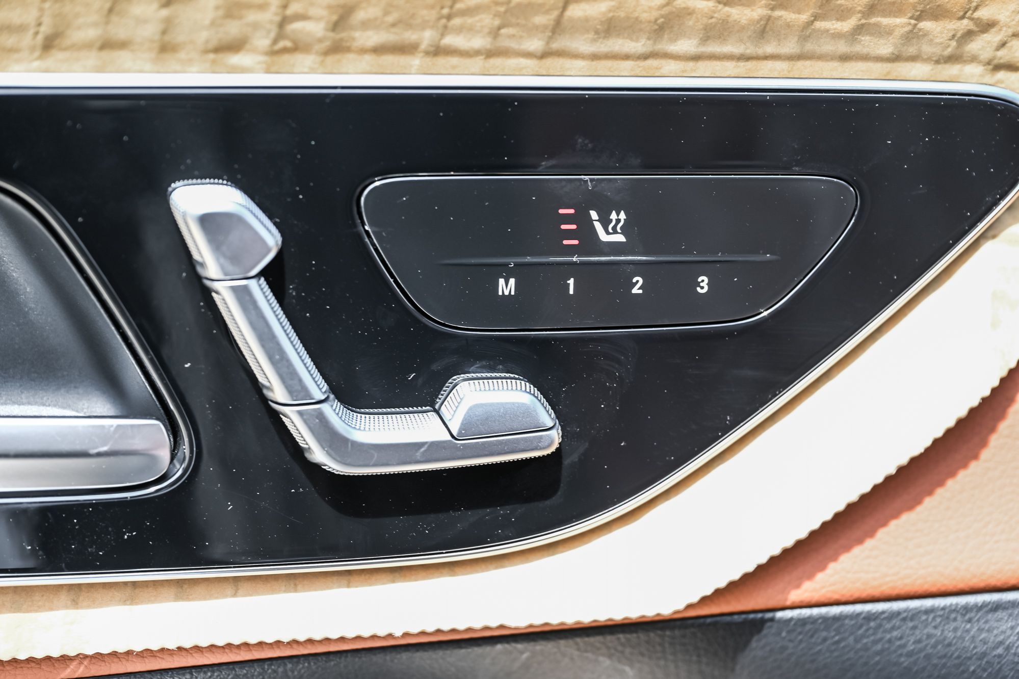 Mercedes-Benz GLC Plug-in Hybrid  2026