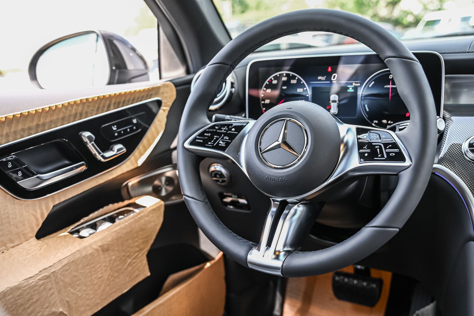 Mercedes-Benz GLC Plug-in Hybrid  2026