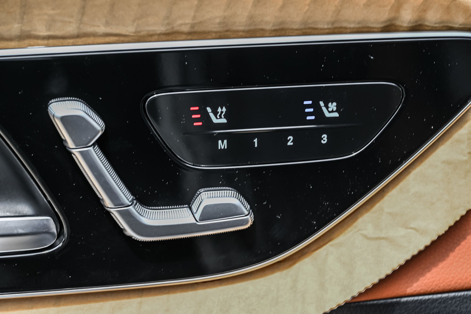 Mercedes-Benz GLC Plug-in Hybrid  2026