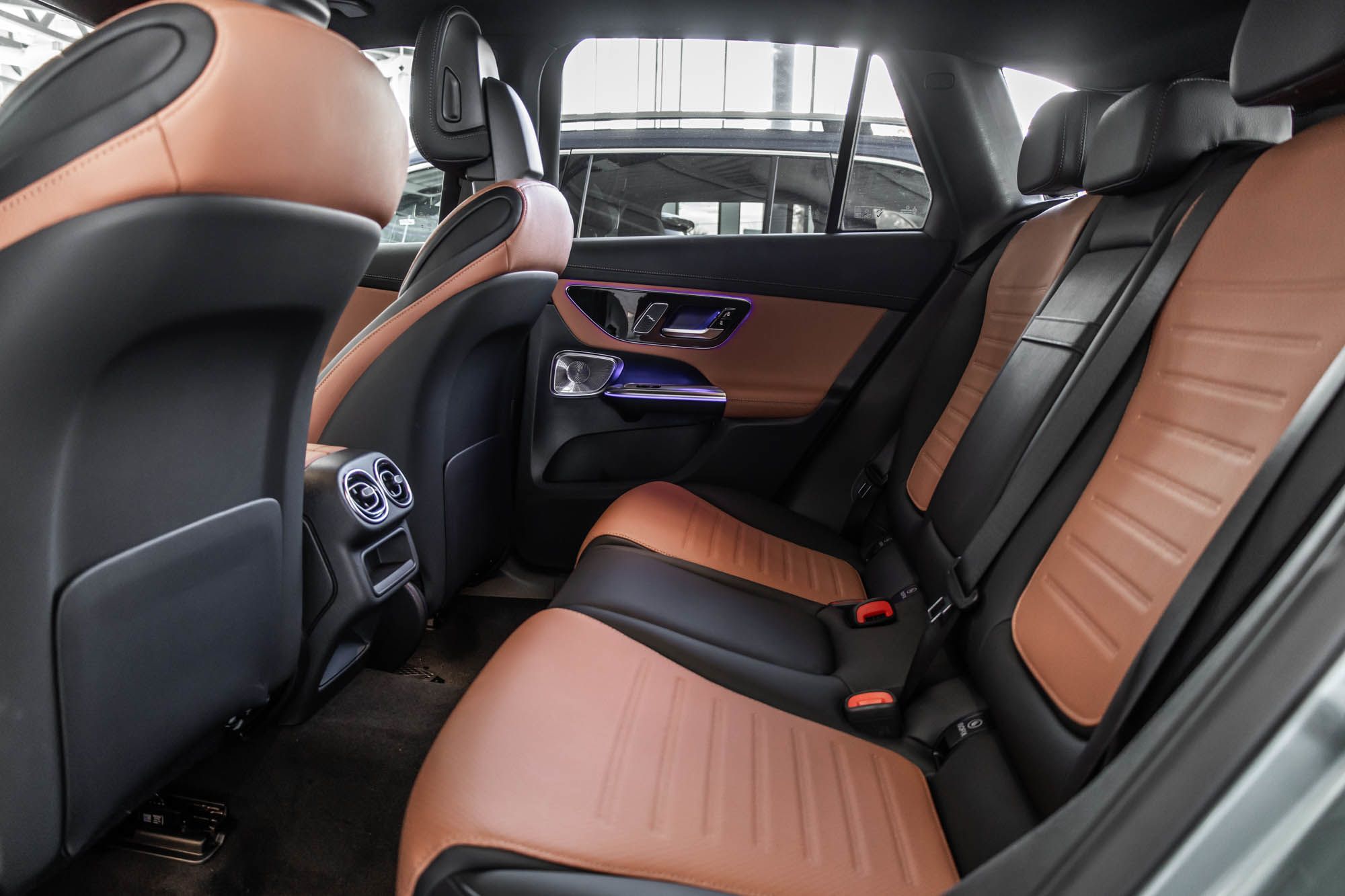 Mercedes-Benz GLC Plug-in Hybrid  2026